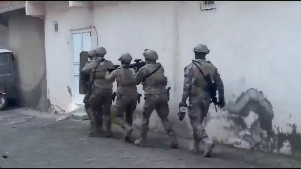 Şanlıurfa'da DEAŞ Propagandası Yapan 3 Kişi Gözaltına Alındı