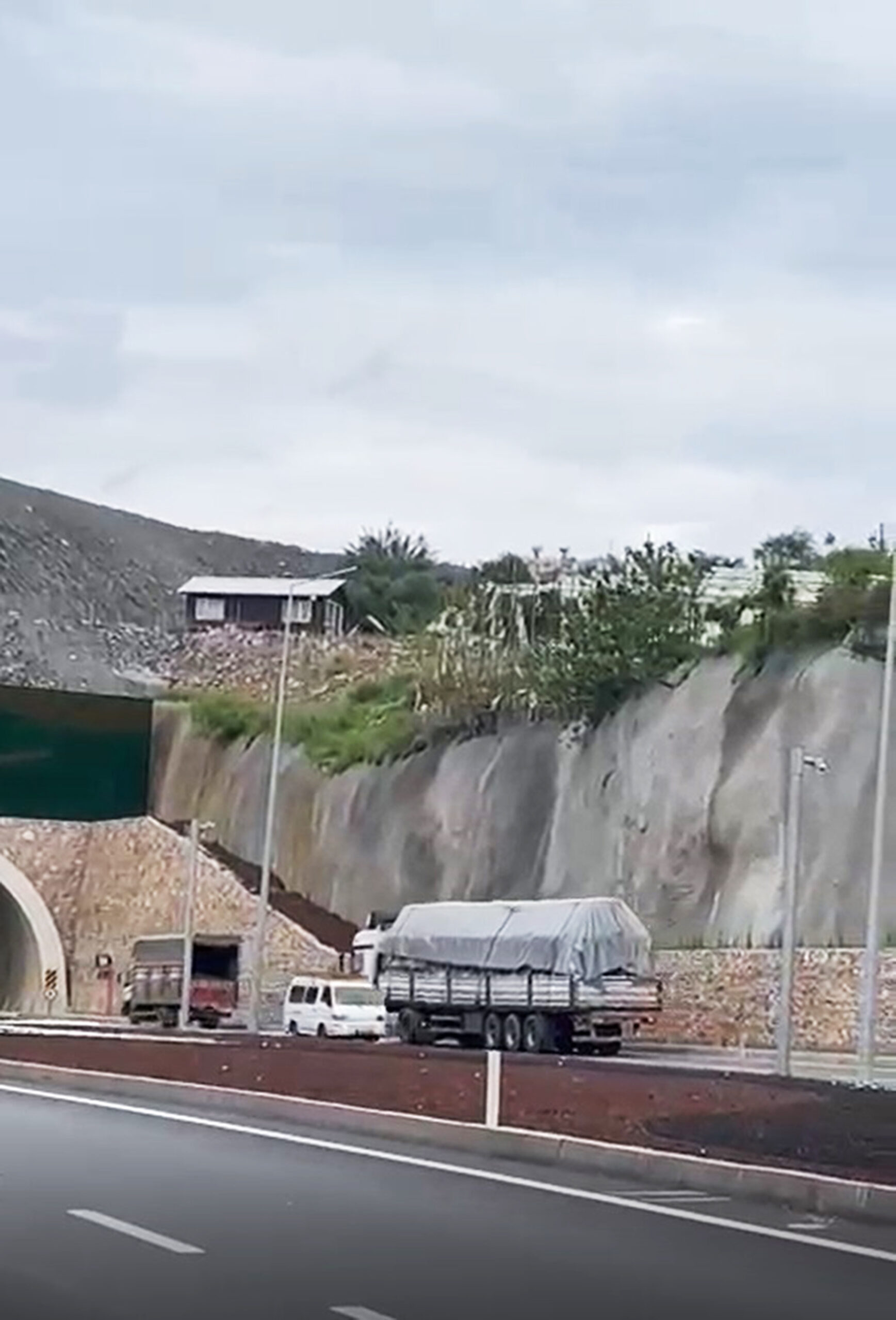 Alanya'da Ters Yönde Seyreden Minibüs Sürücüsüne Ağır Ceza