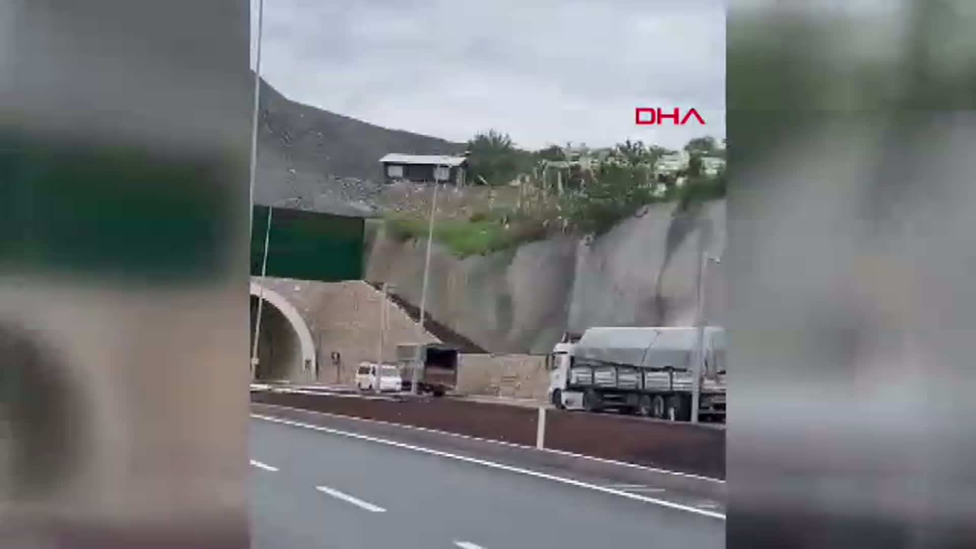 Antalya'da Ters Yönde Seyahat Eden Sürücüye Ağır Ceza