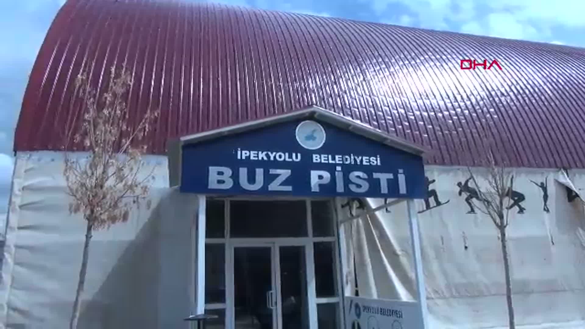 Van'da 10 Bin Öğrenci Buz Pateni Eğitimi Aldı