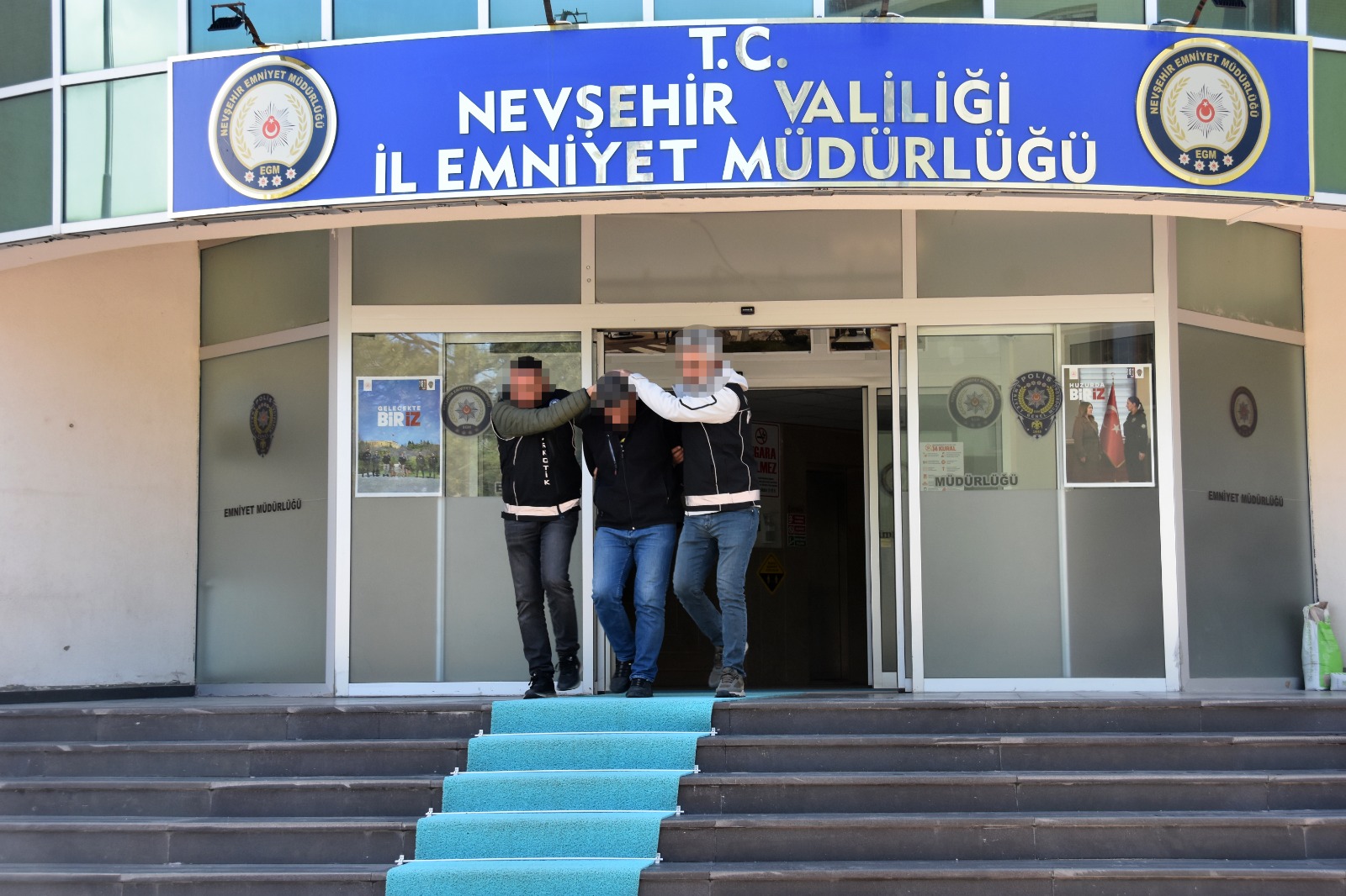 Uyuşturucu İle Midelerinde Yakalanan İki Şüpheli Tutuklandı