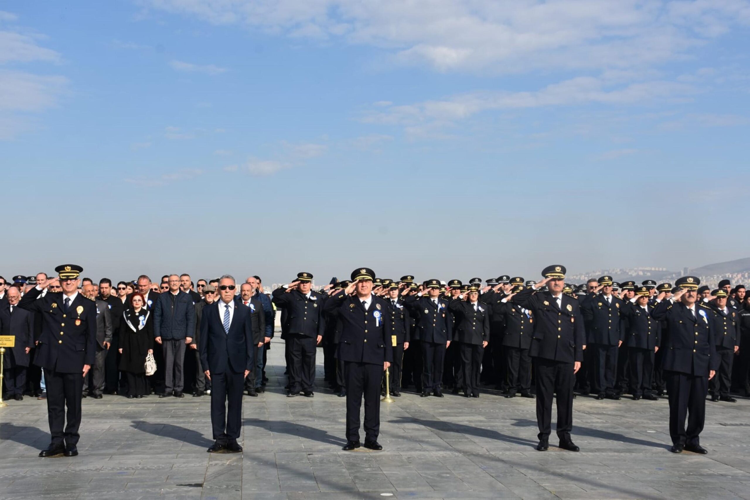 İzmir'de Türk Polis Teşkilatı'nın 181. Yıl Dönümü Coşkuyla Kutlandı