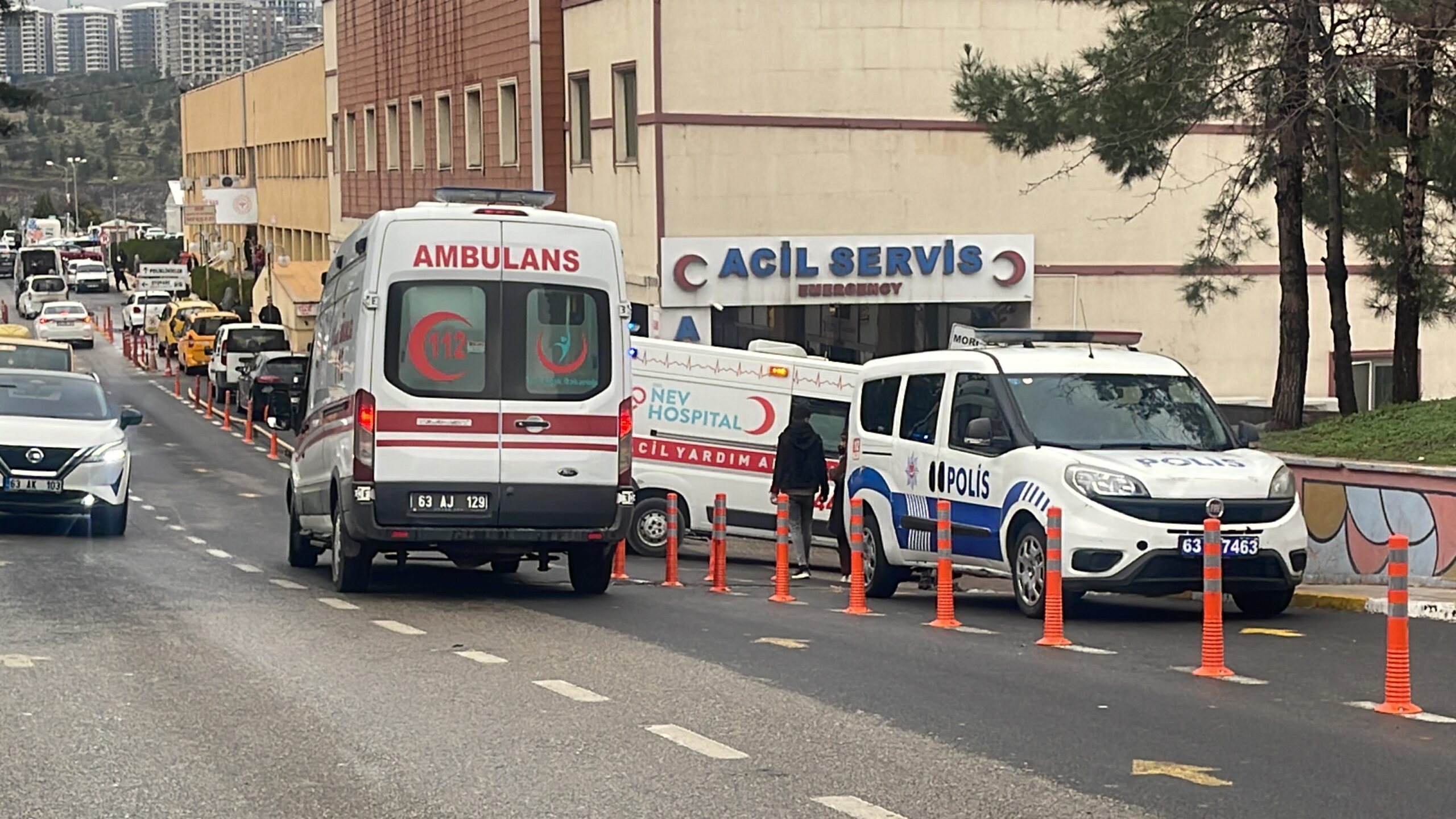 Şanlıurfa'da İnşaatta Korkunç Kaza: Başına Tuğla Düşen İşçi Ağır Yaralandı