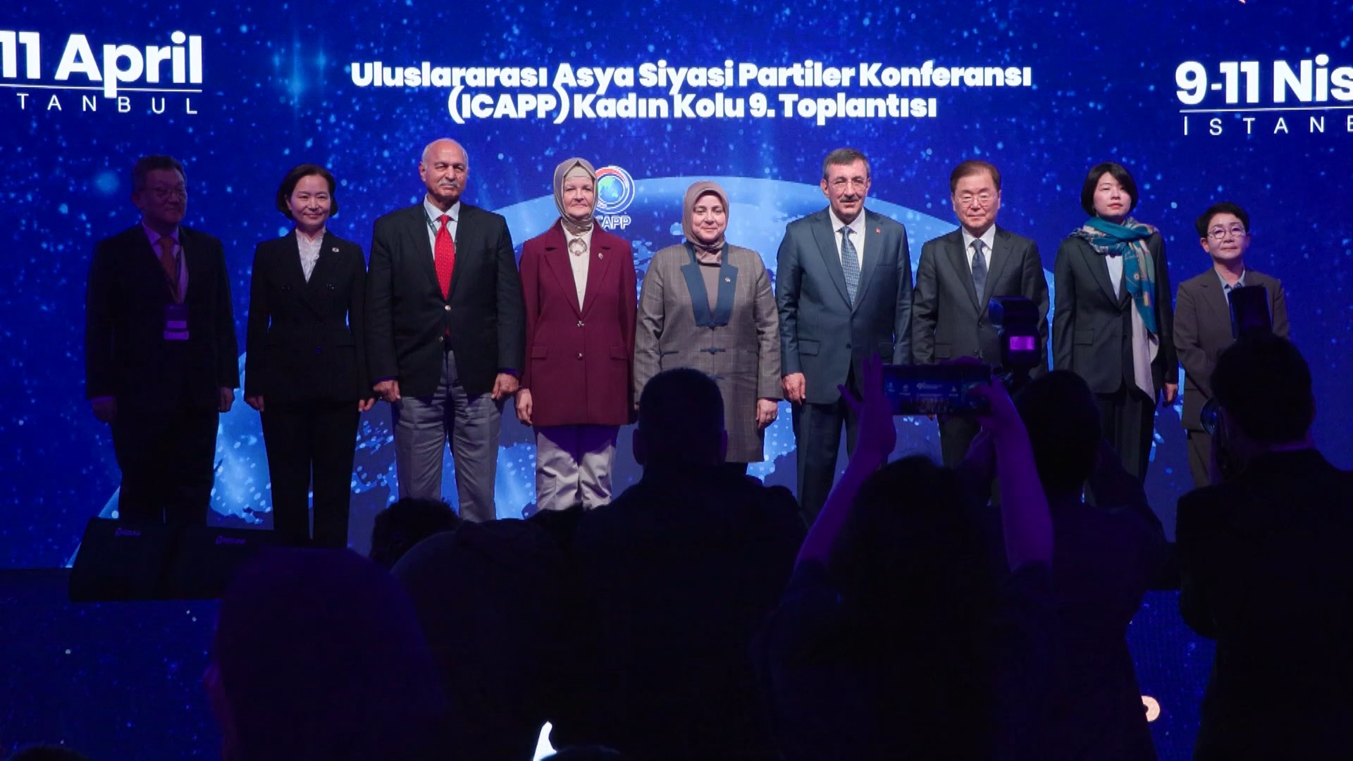 Kadın İstihdamında Tarihi Artış: Cumhurbaşkanı Yardımcısı Yılmaz'ın Açıklamaları