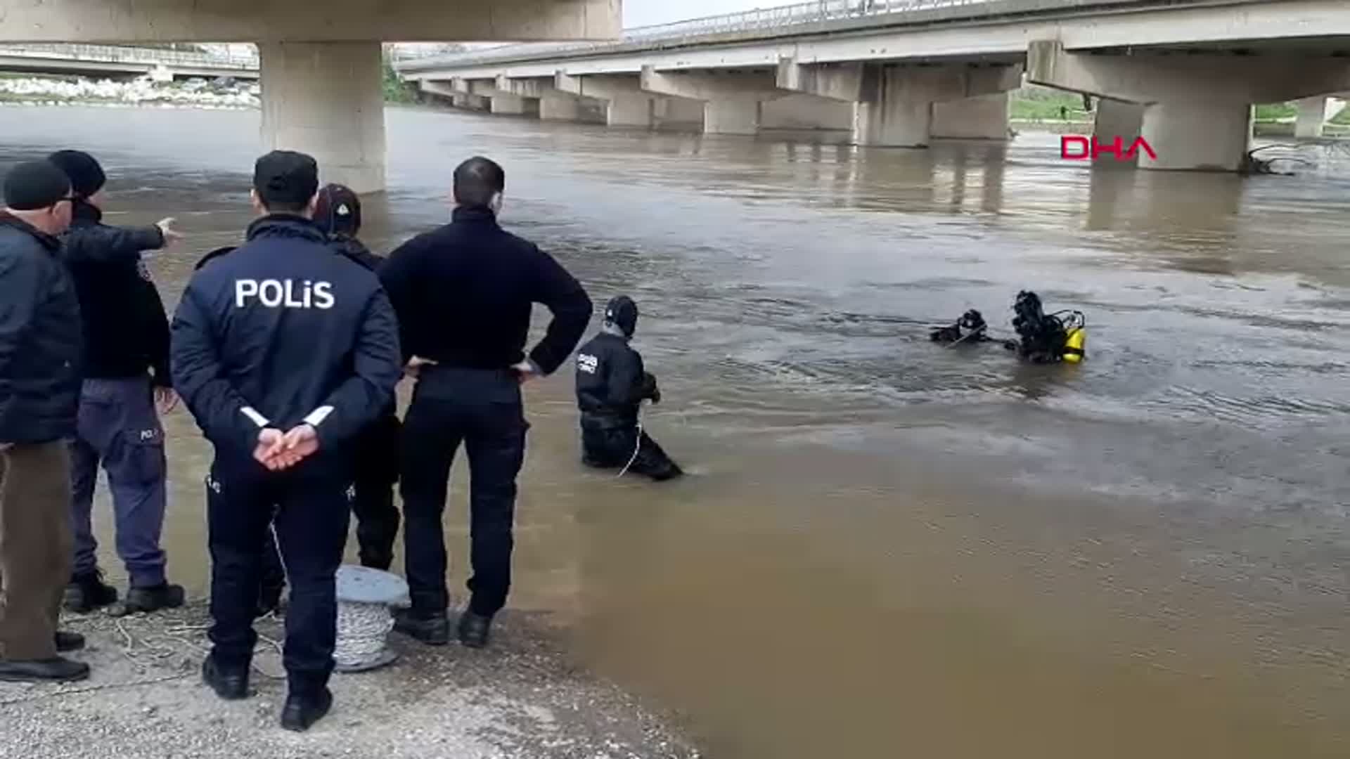 Bursa'da Derede Aracı Suya Gömülen Sürücü Hayatını Kaybetti