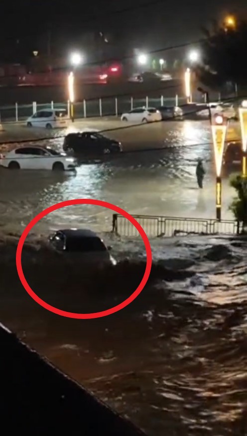 Osmaniye'de Sel Felaketinin Dehşet Anları Kaydedildi