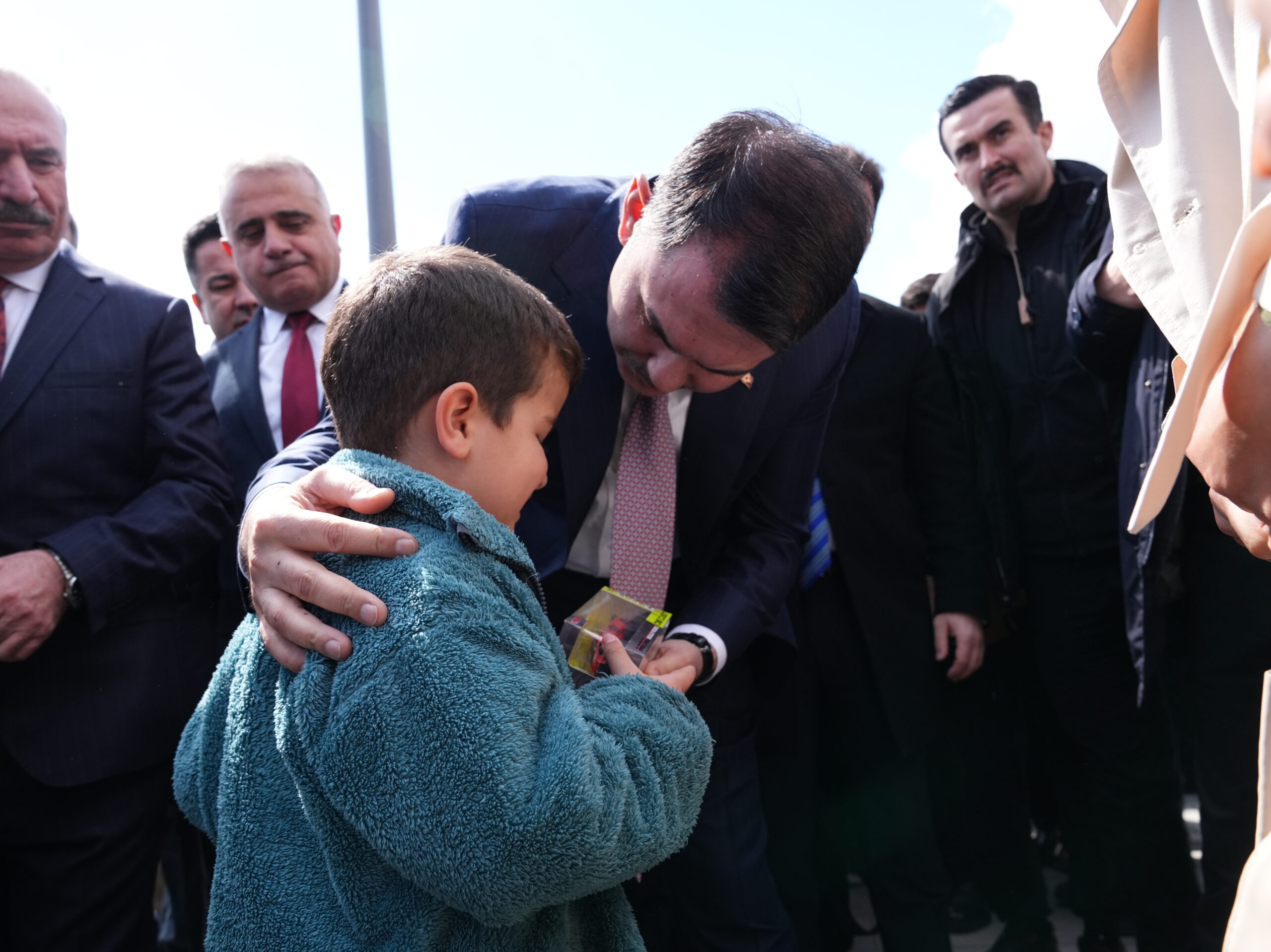 Bakan Kurum Çorum'da Esnafları Ziyaret Etti