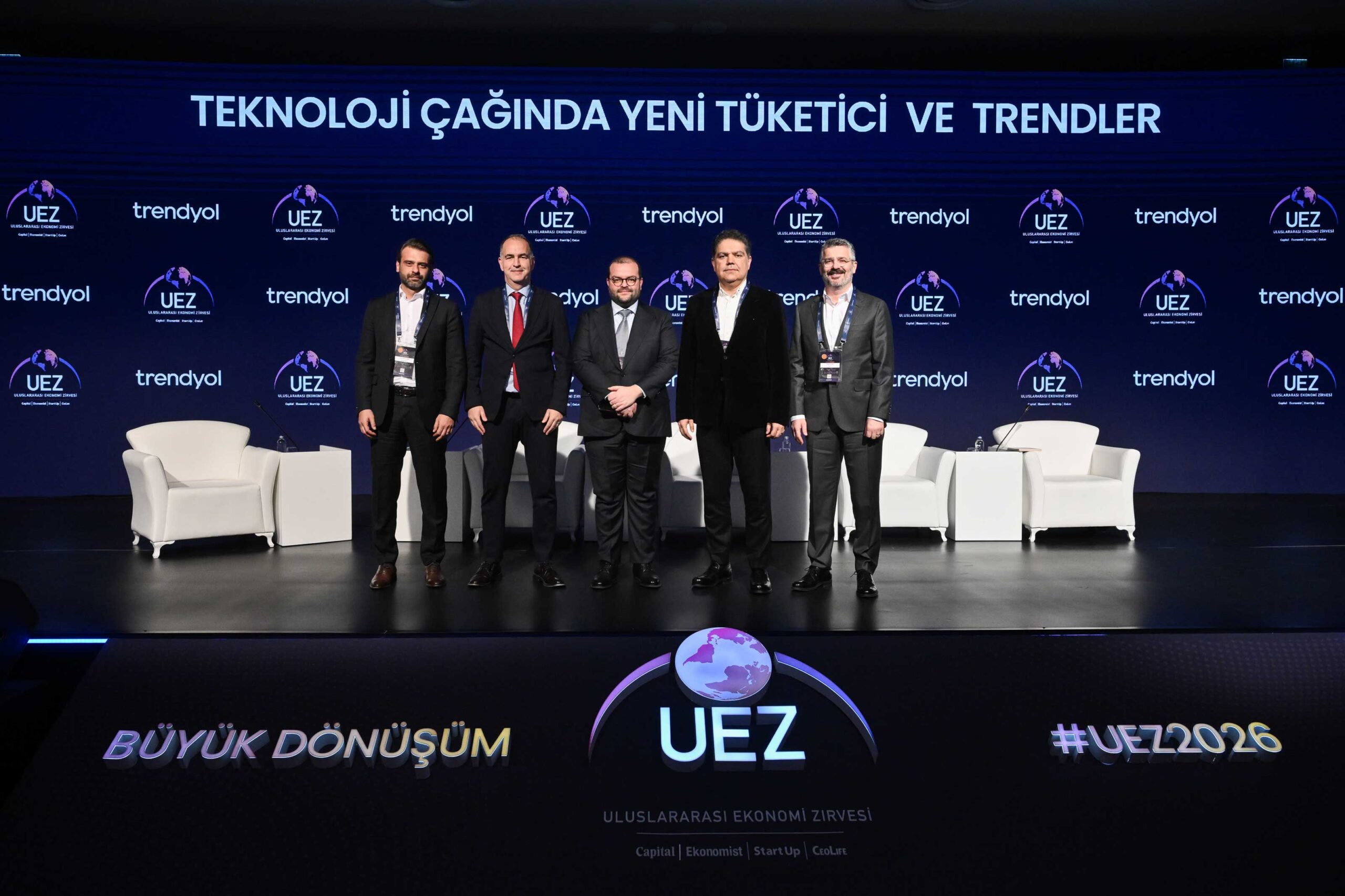 Yapay Zeka ile E-Ticarette Yenilikçi Dönüşüm