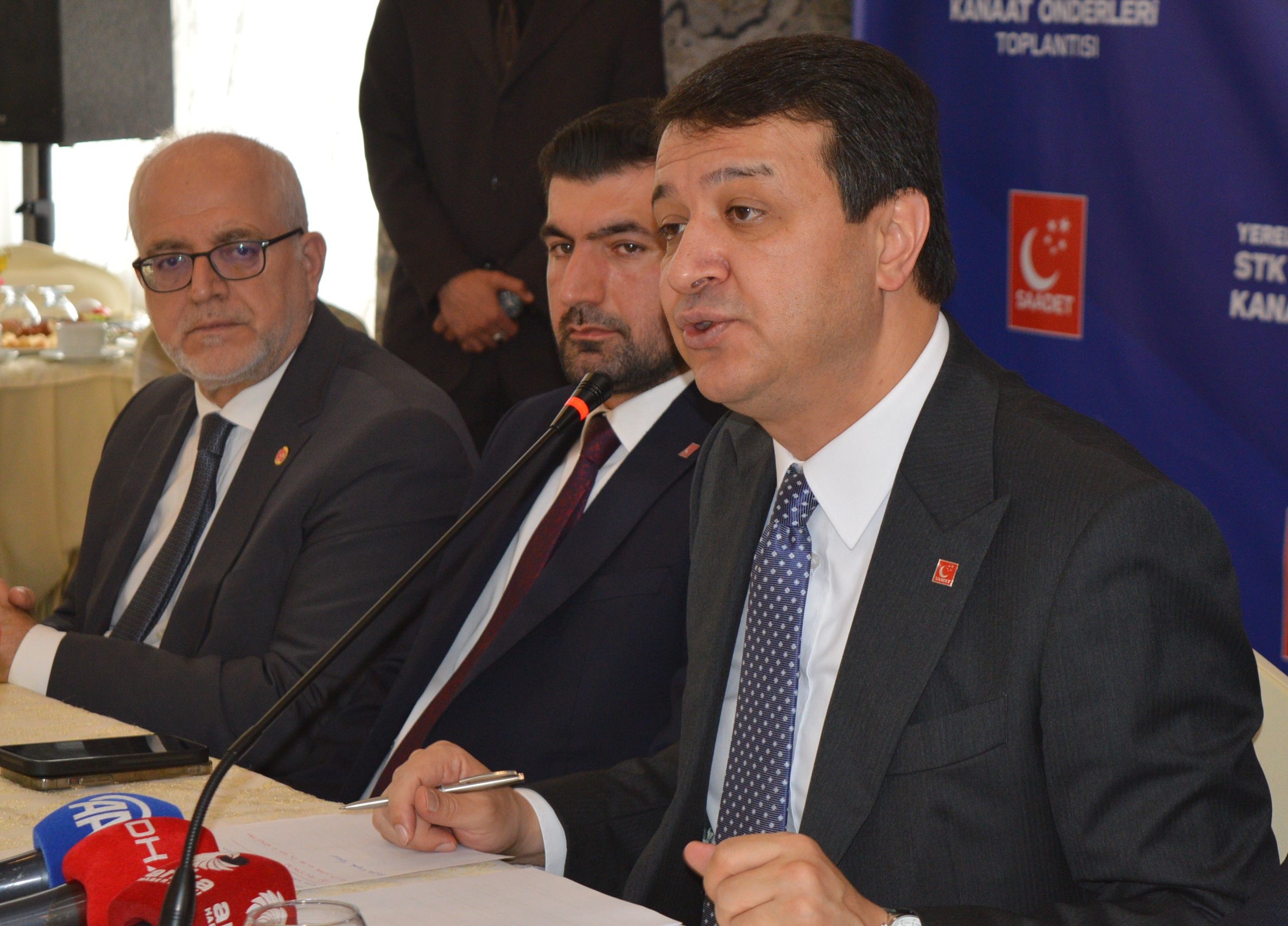 Mahmut Arıkan: Bölge Ülkeleri Acil Olarak Birleşmeli