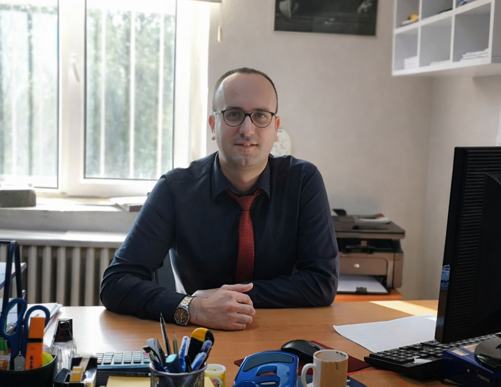 Enez'de Köylere Hizmet Götürme Birliği Müdürü Zimmet Suçundan Tutuklandı