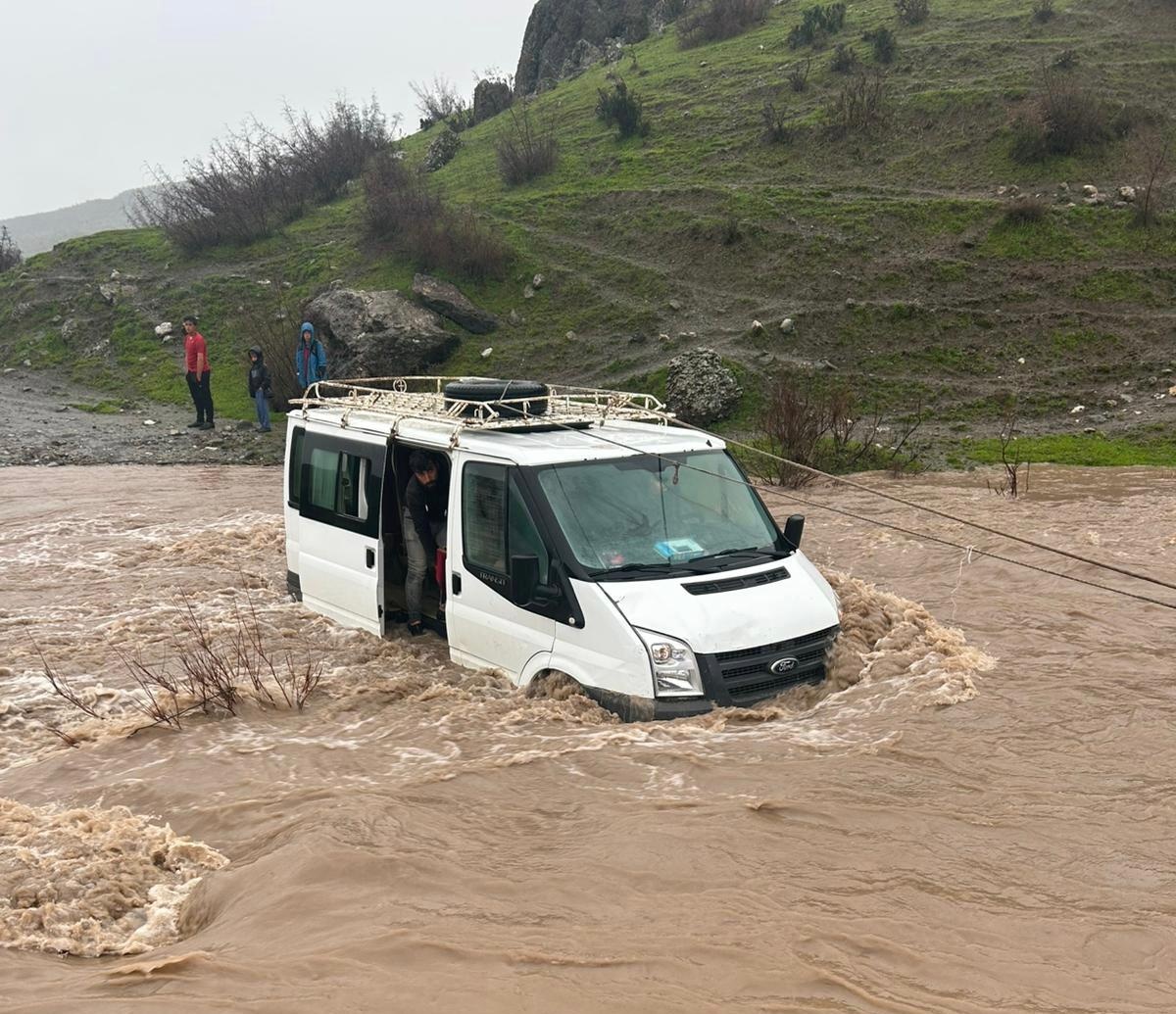 Kalp Krizi Geçiren Kadın Selin Sebep Olduğu Mahsur Kalma Sonucu Hayatını Kaybetti