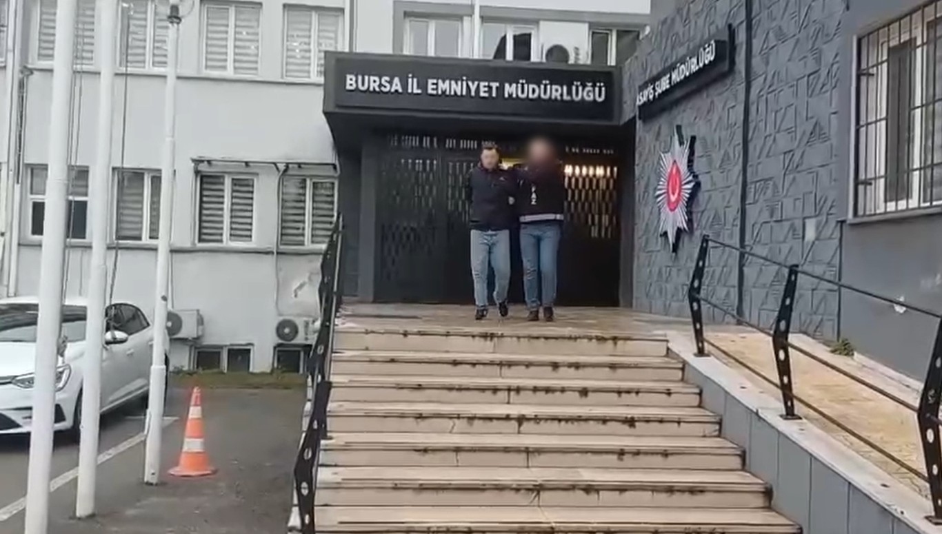 Bursa Merkezli Operasyonda 15 Firari Hükümlü Yakalandı