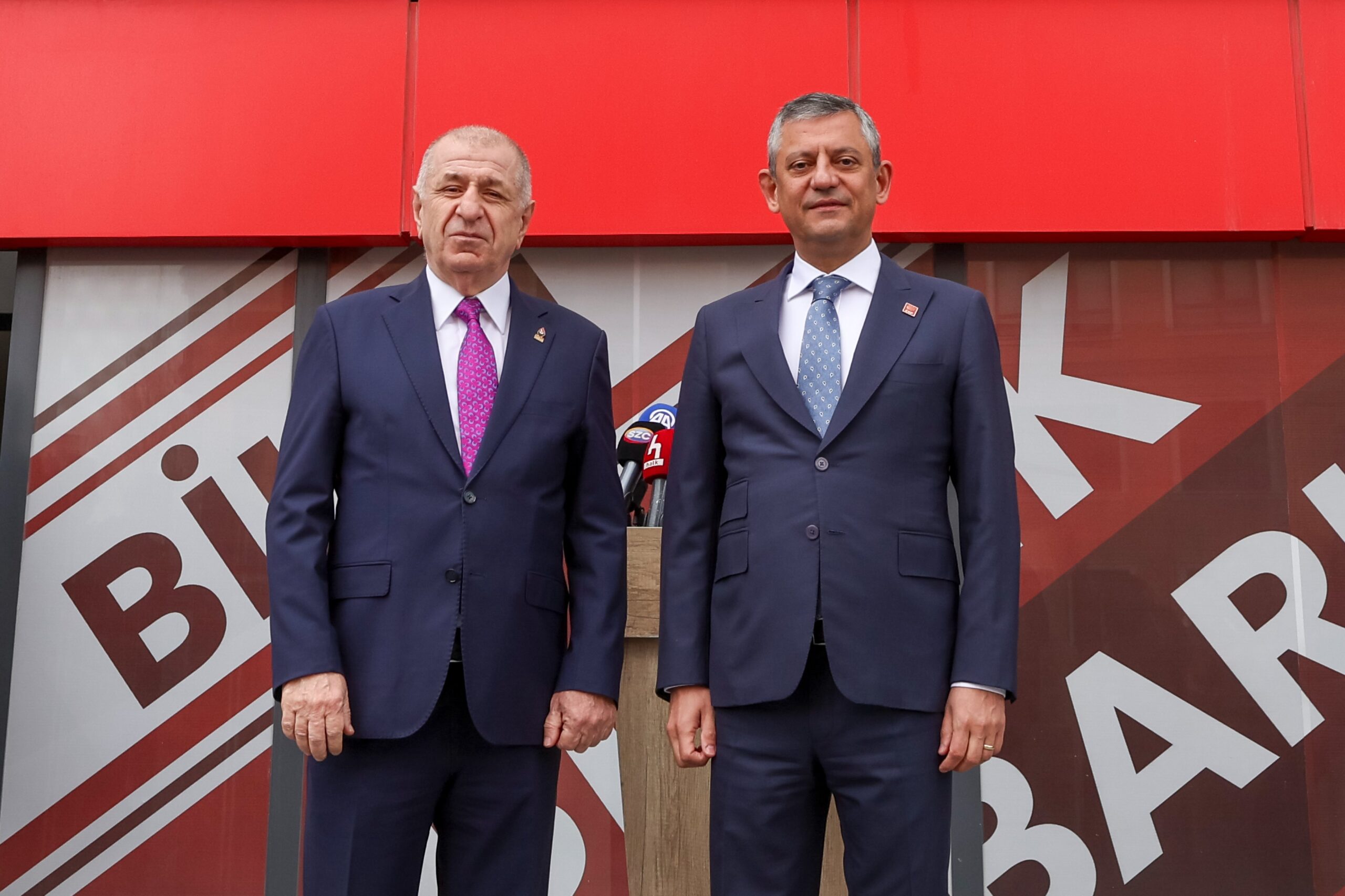 Özgür Özel: Ara Seçimden Kaçan Lider Olarak Tarihe Geçmek İstemiyorsa Sandığı Getirmek Zorunda