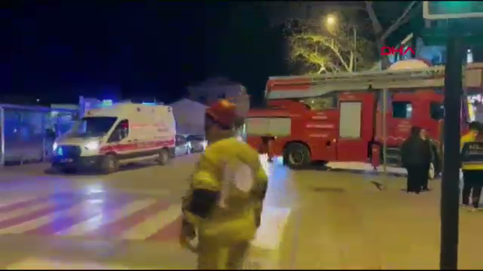 Bursa'da Düşen Kadın İtfaiye Ekipleri Tarafından Kurtarıldı