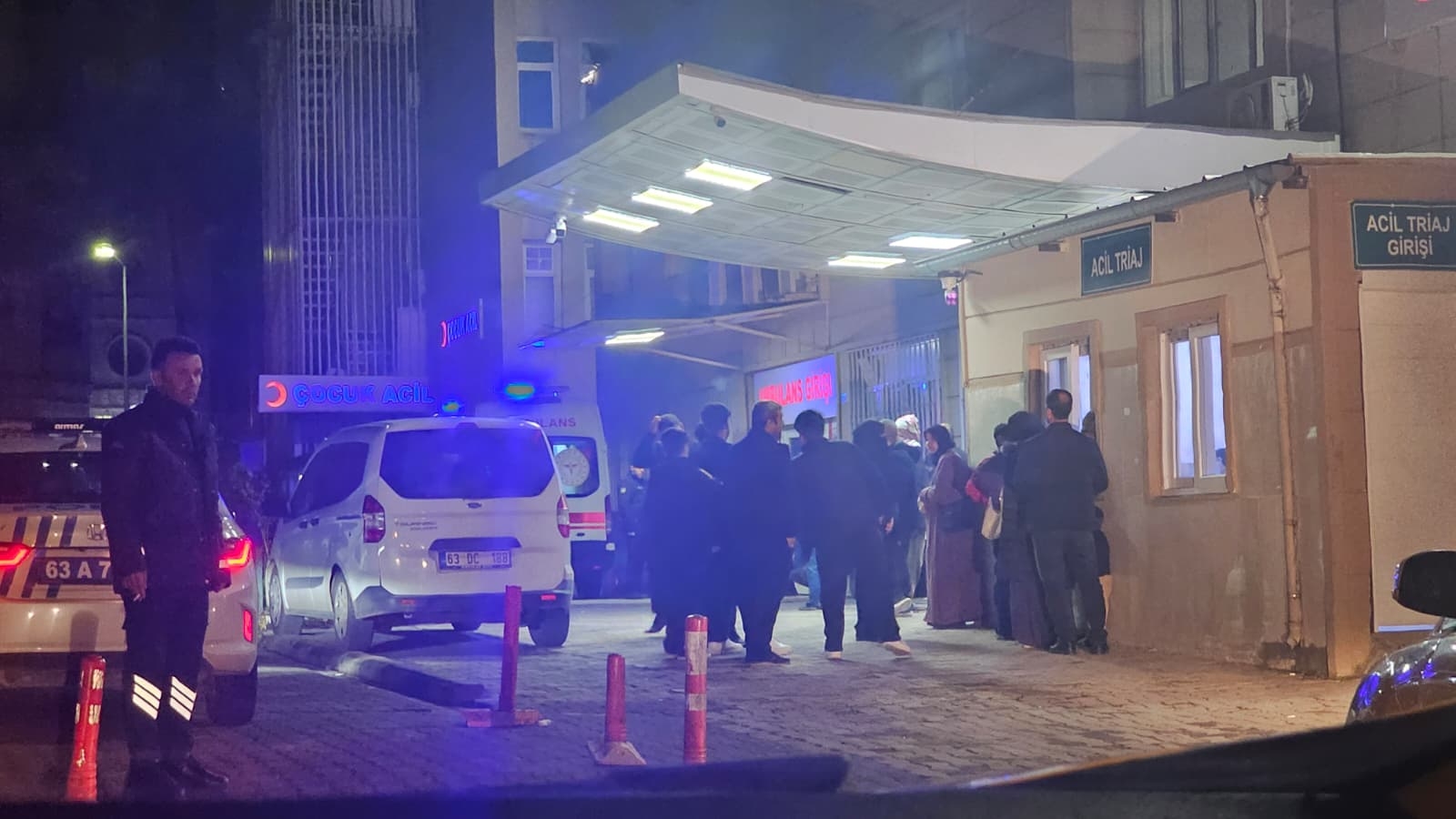 Şanlıurfa'da Genç Bir Adam Sokakta Bıçaklandı
