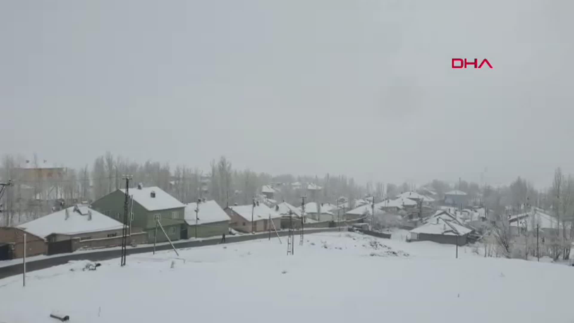 Van'da Kar Yağışı Hayatı Olumsuz Etkiliyor