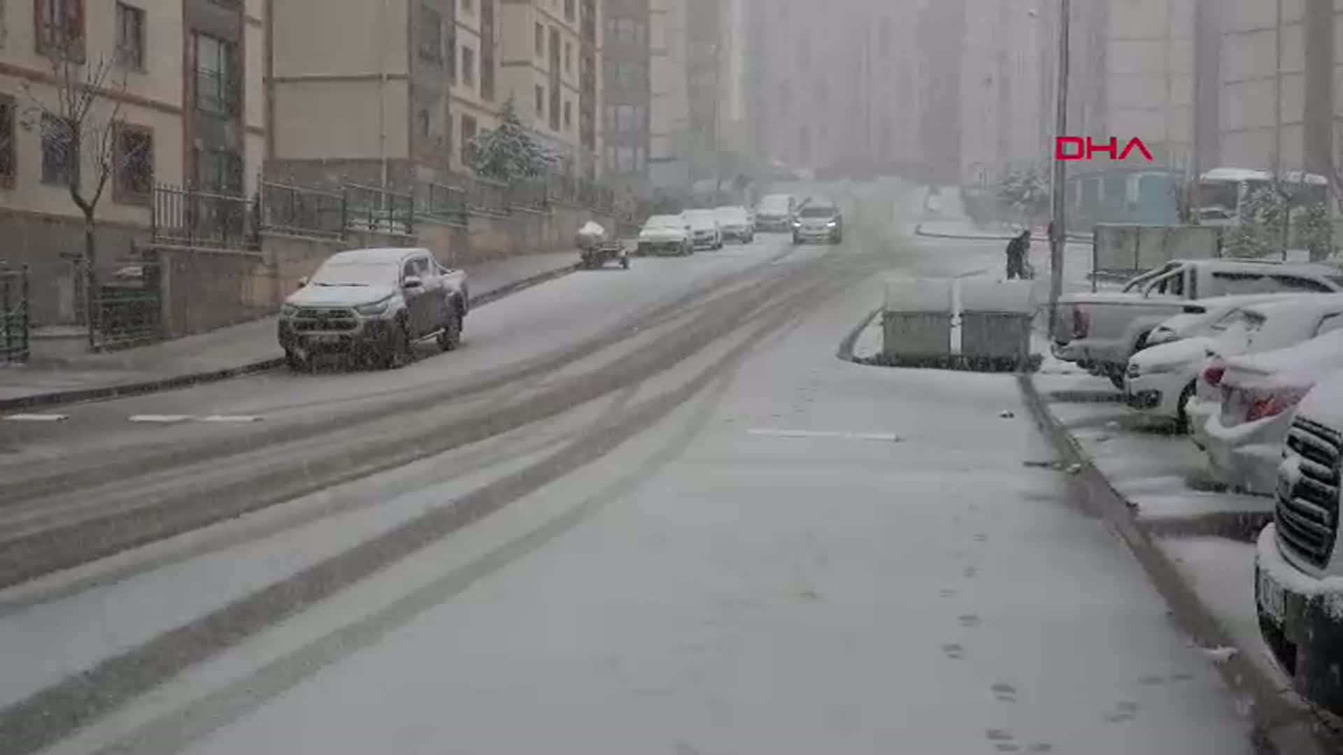 Şırnak’ta Nisan Ayında Kar Yağışı