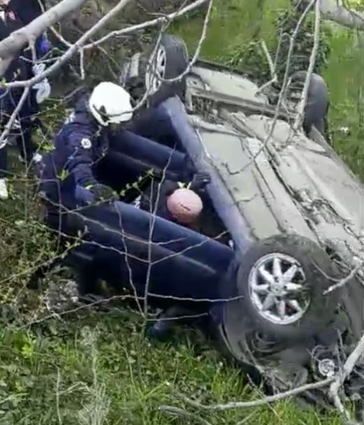 Çarşamba'da Otomobil Şarampole Devrildi: 1 Yaralı