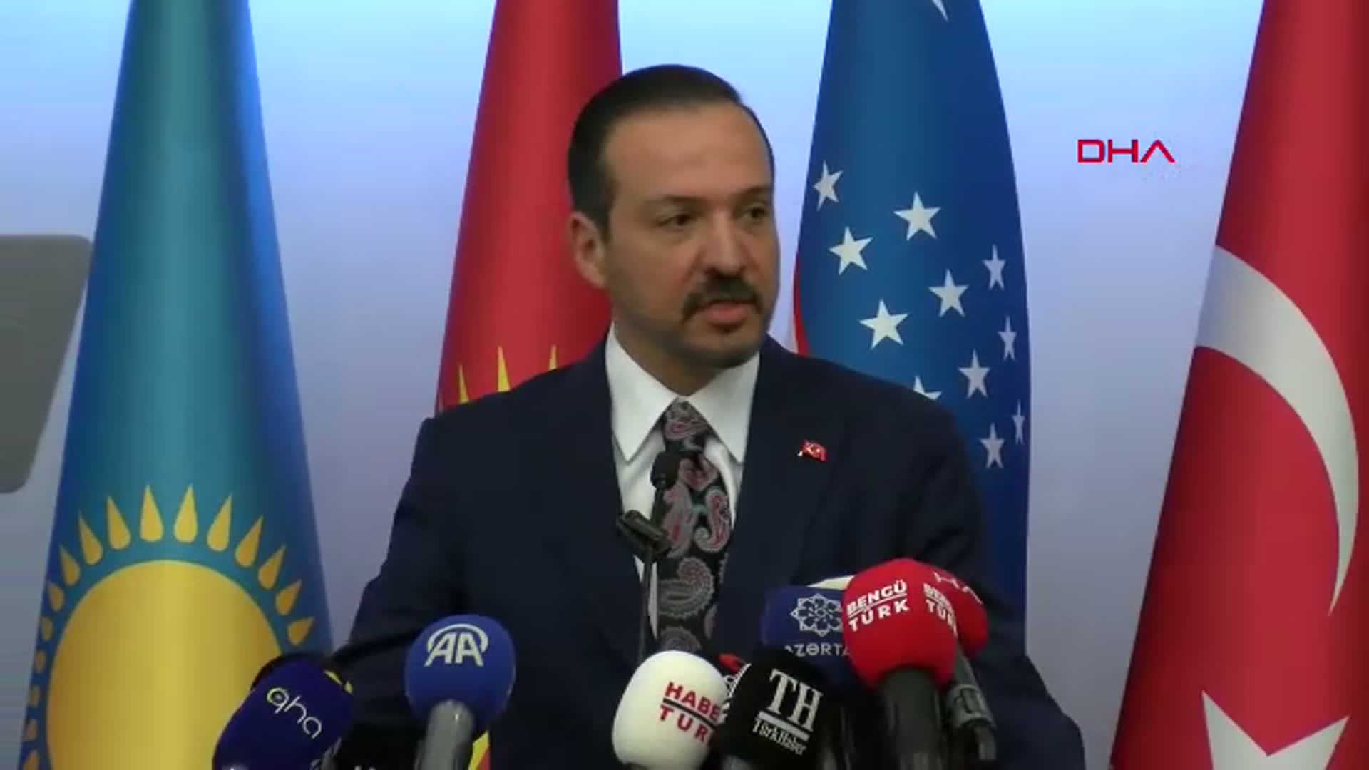 Bakan Ersoy: Türk Dünyası'nın Birliği ve Kültürel Zenginliği İçin Çalışmalıyız