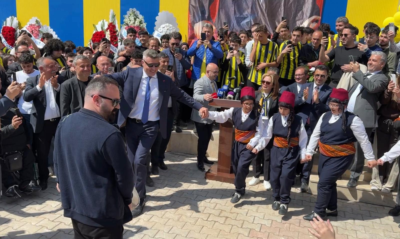 Sadettin Saran: Atatürk Spor Salonu, Umut ve Azim Dolu Bir Gelecek İçin Açıldı