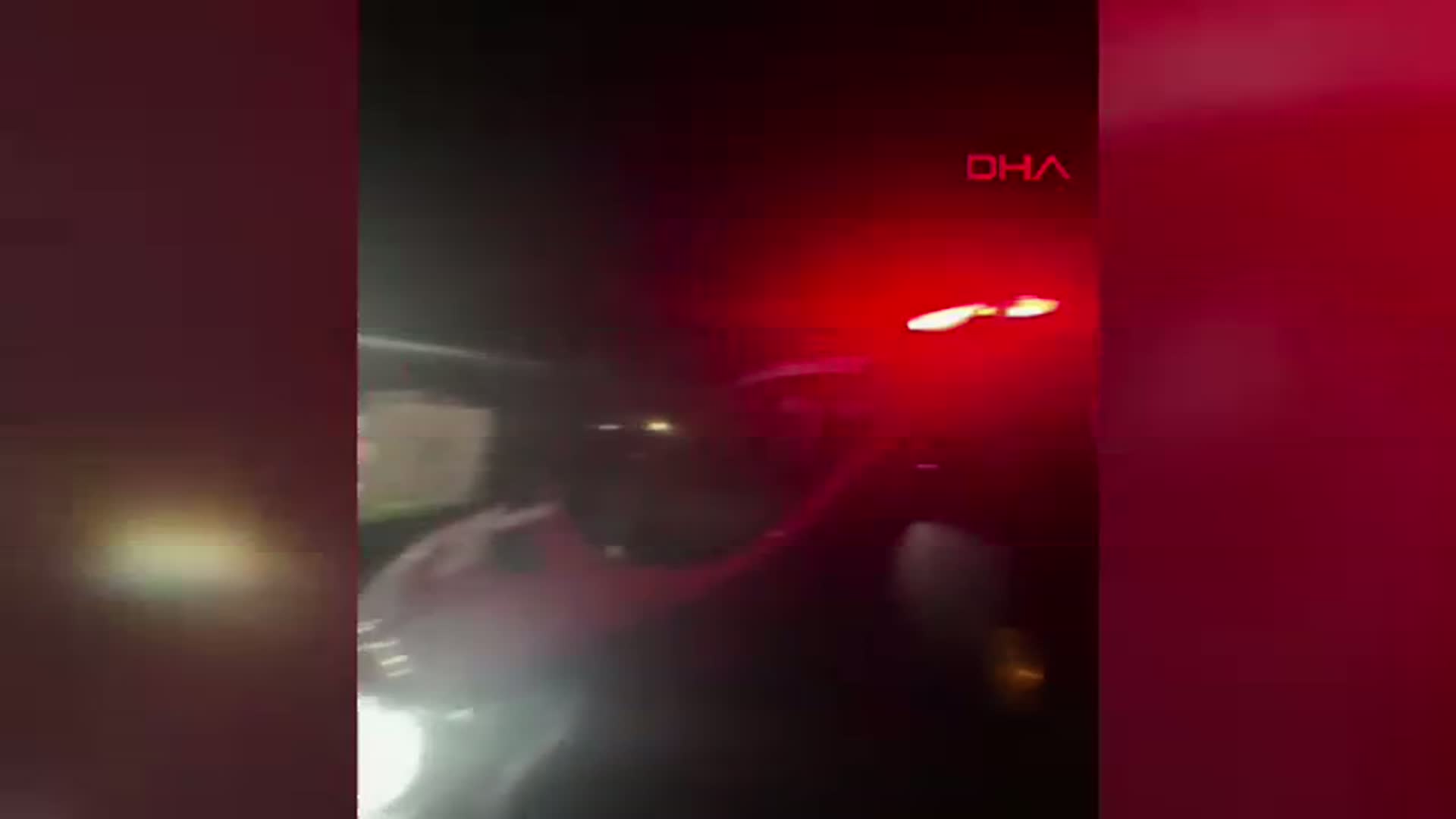 Şırnak'ta Ahır Çöktü: 15 İnek Göçük Altında, 1'i Hayatını Kaybetti