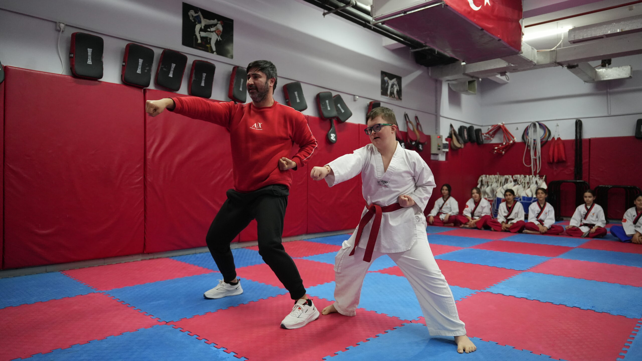 Down Sendromlu Berke, Tekvando ile Şampiyonluk Hedefliyor