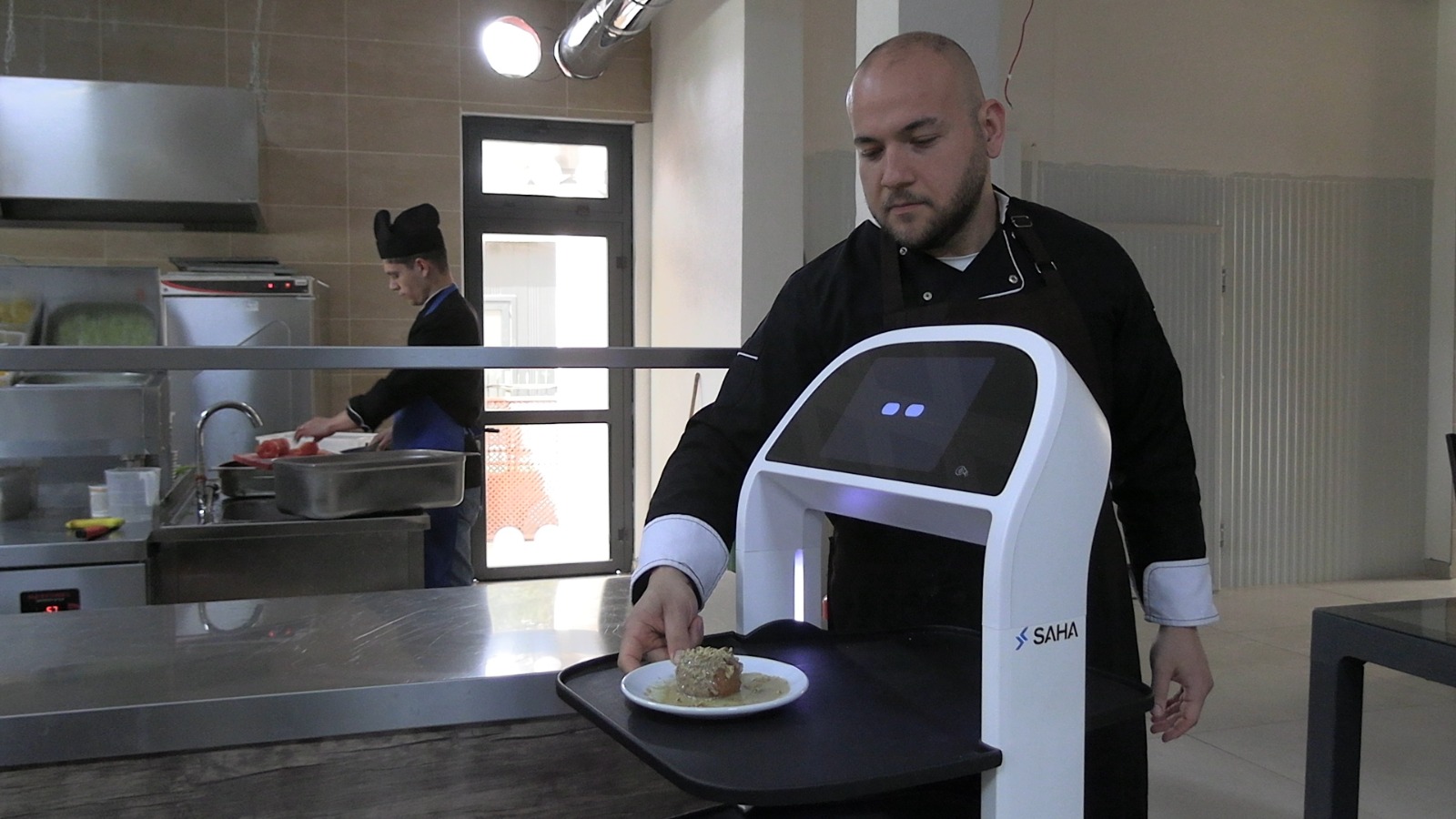 Edirne'de Robot Garson Dönemi Başladı