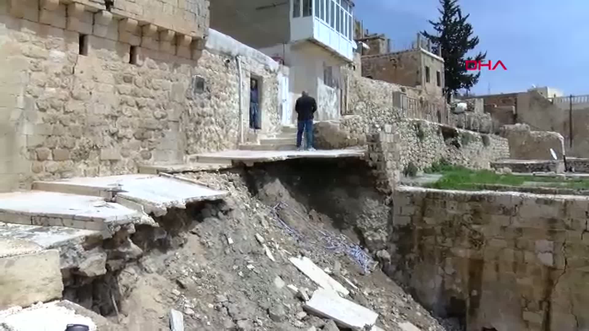 Mardin'de Sağanak Yağış Tarihi Yapılara Zarar Verdi
