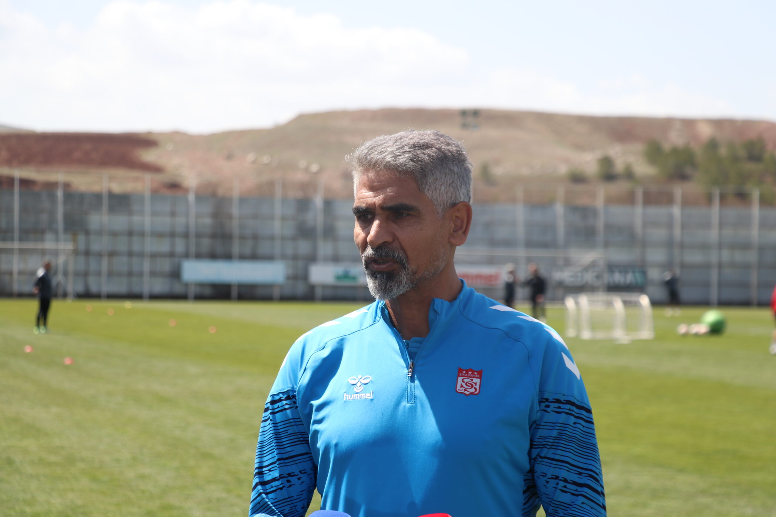 İsmet Taşdemir: Sivasspor'da Şampiyonluk İçin Elimden Geleni Yapacağım