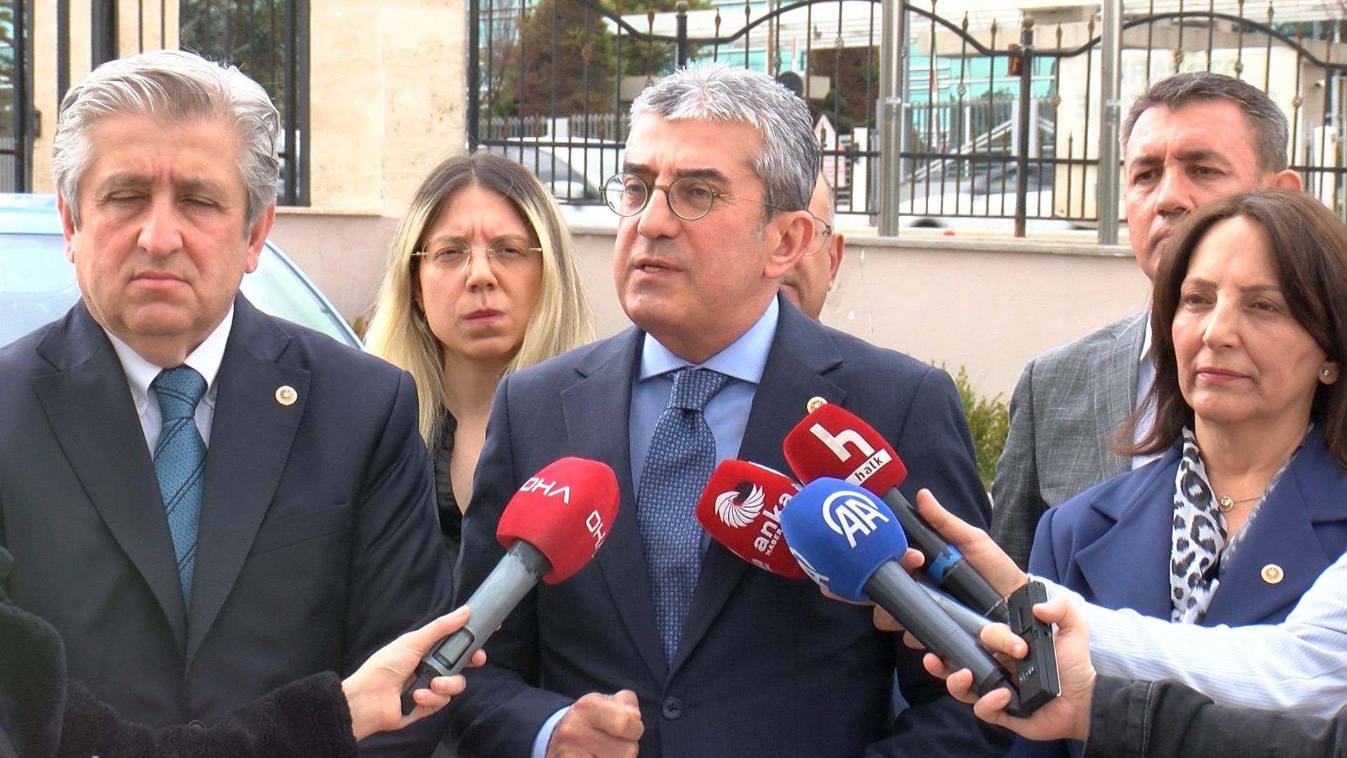 CHP, Trafik Cezalarını Düzenleyen Kanunun İptali İçin AYM'ye Başvurdu