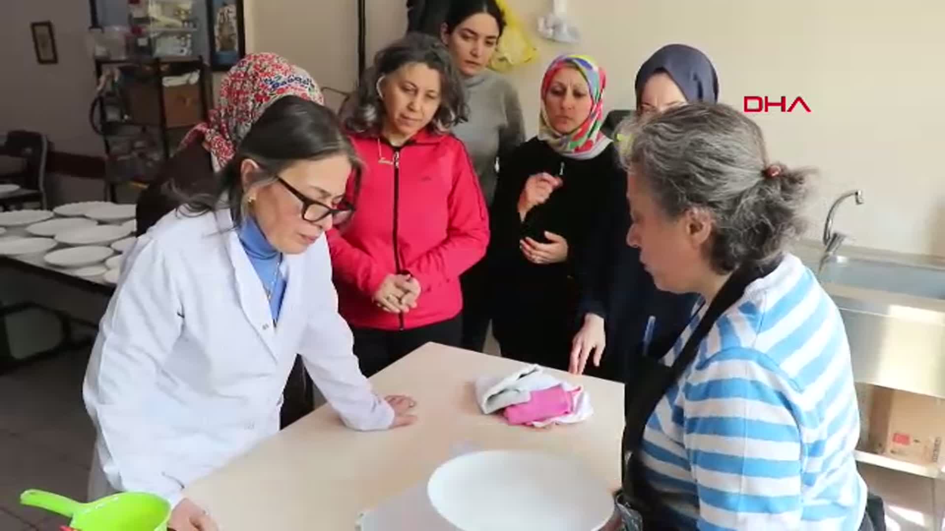 Samsunlu Suna Akbaş, Çini Kursuyla Sağlığına Kavuşuyor