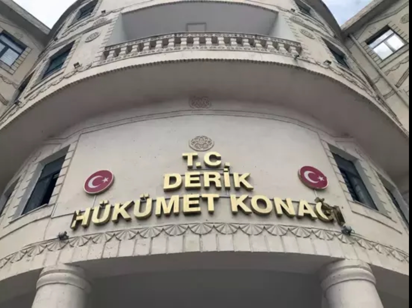 Mardin'de Başhekim ve Sekreterine Saldırı: Bir Şüpheliye Ev Hapsi