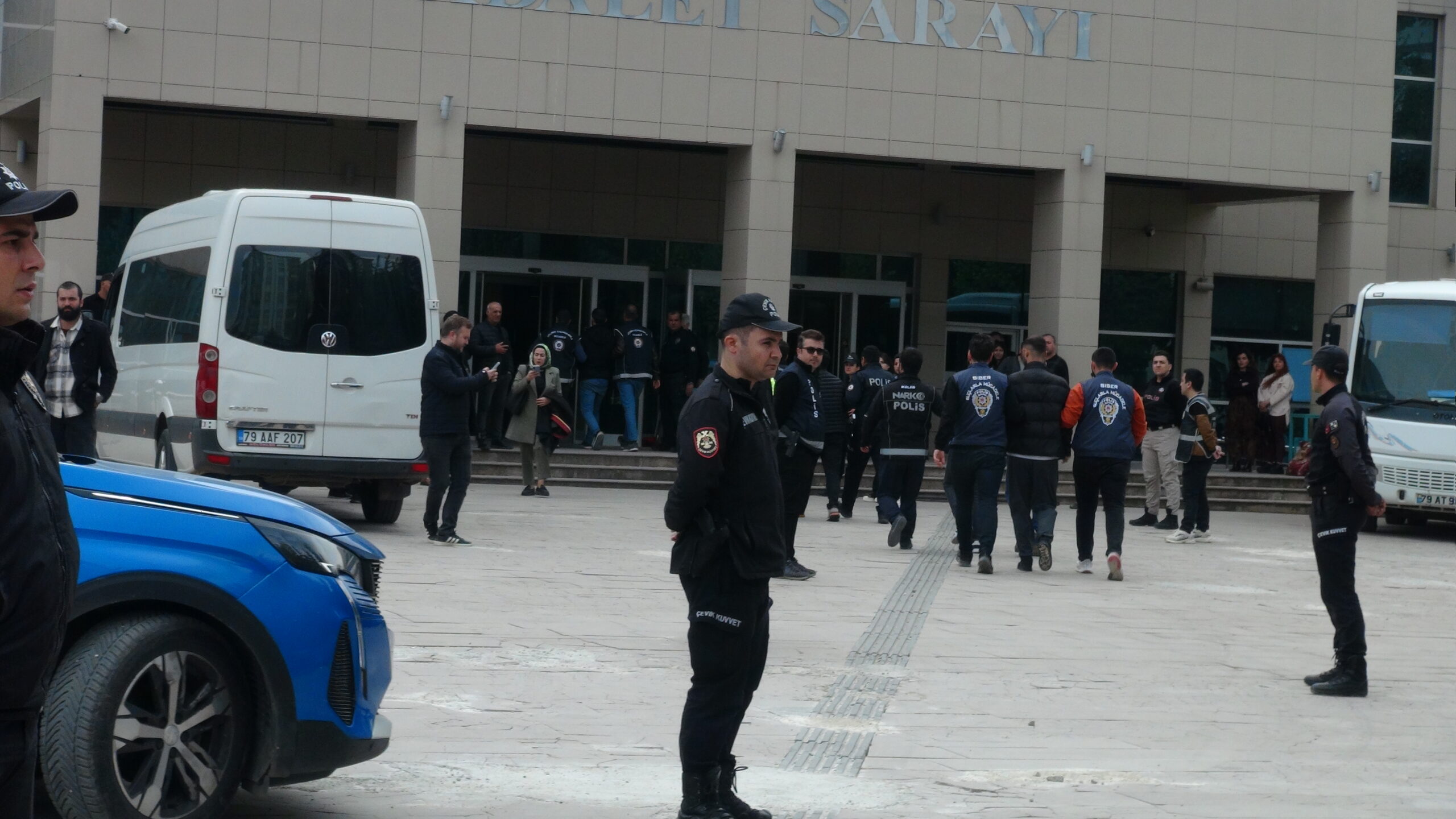 Kilis'te Bahis ve Kara Para Aklama Operasyonu: 23 Kişi Tutuklandı
