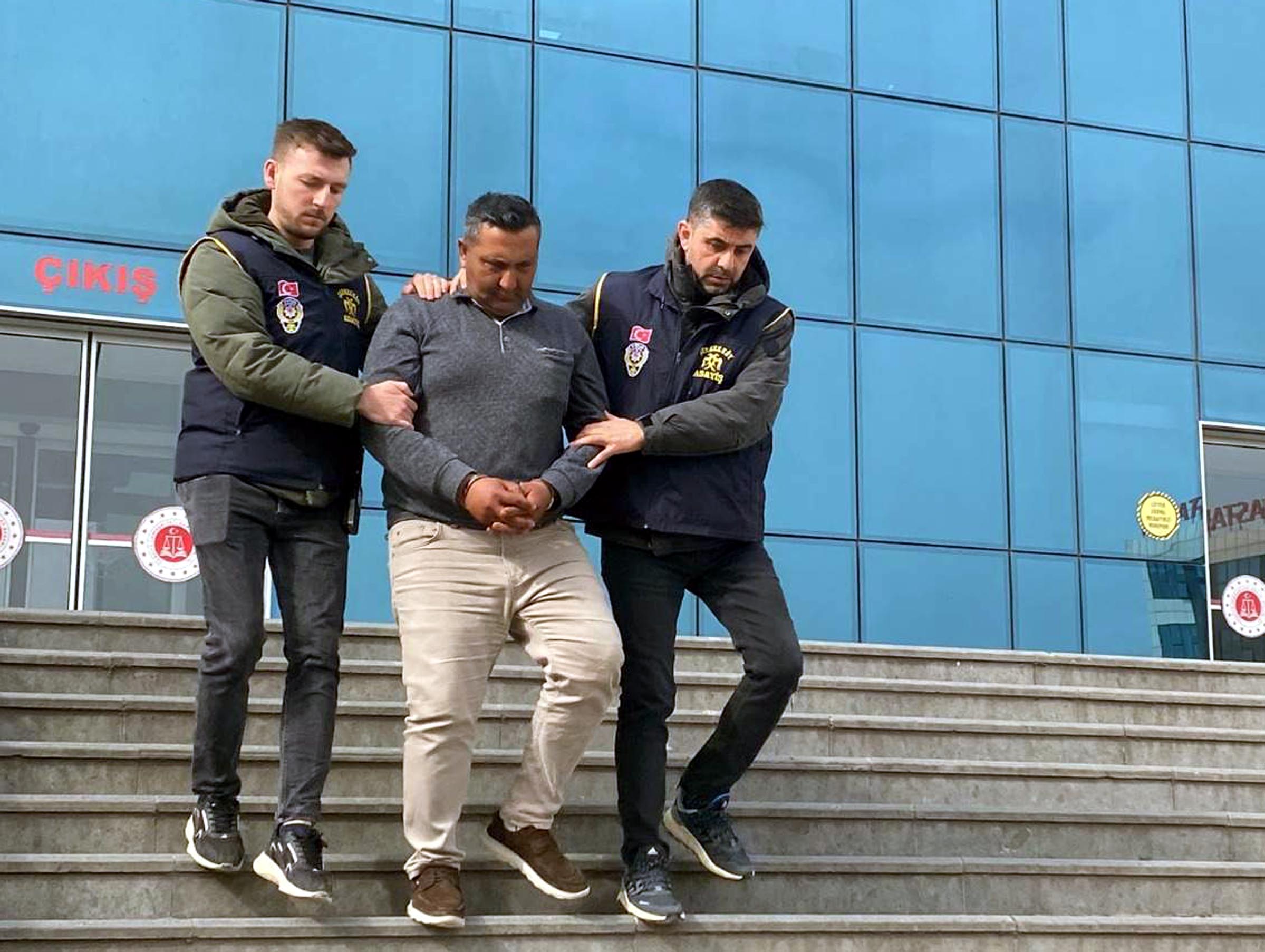 Kokoreç Tartışması Kanlı Bitti: Tüfekle Vuran Şüpheli Tutuklandı
