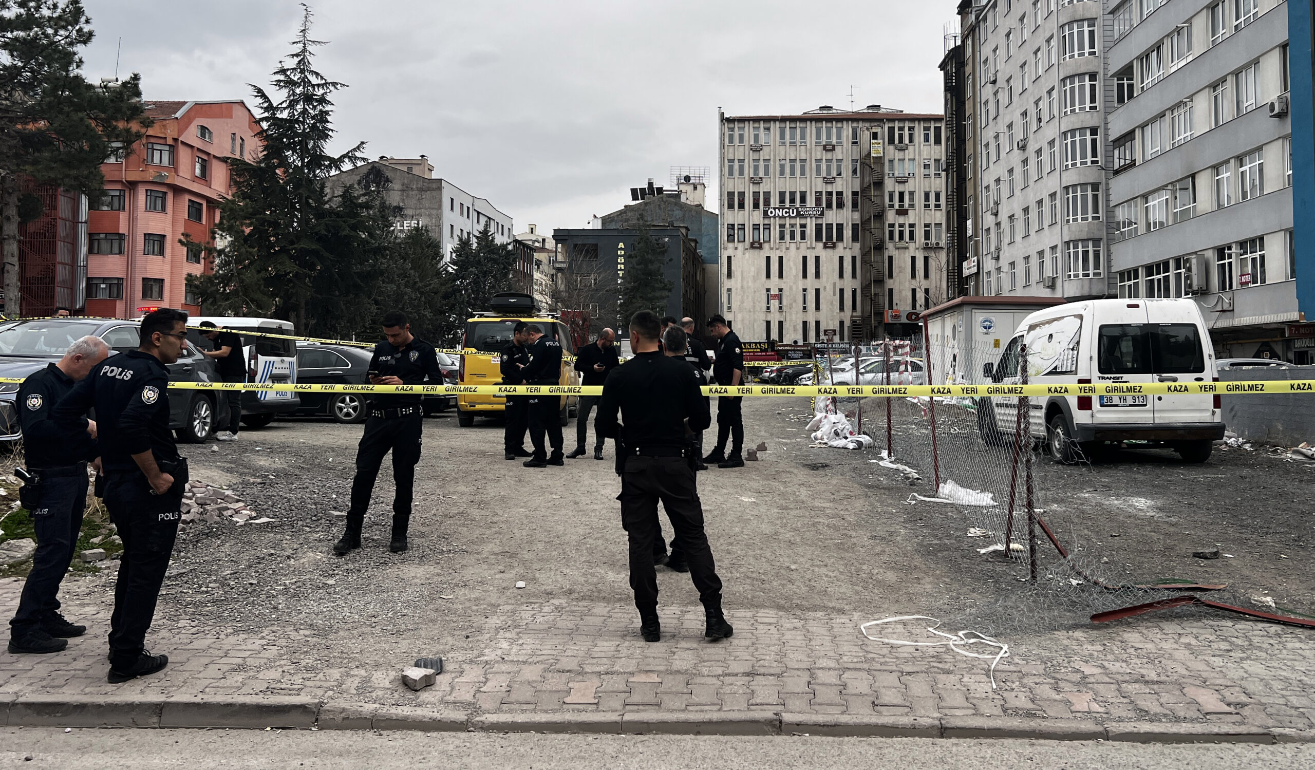 Kayseri'de Silahlı Kavga: 2 Kişi Yaralandı