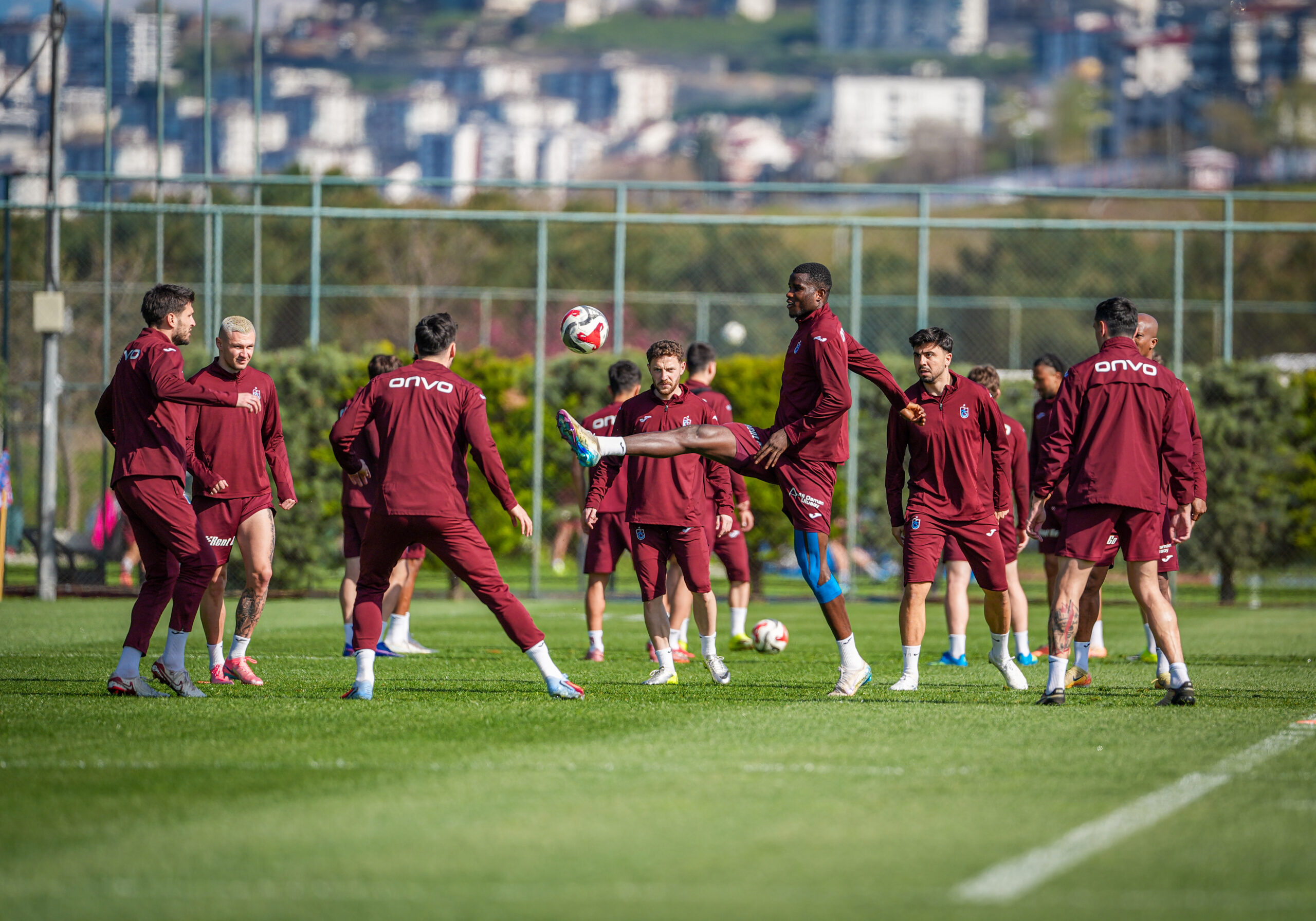 Trabzonspor, RAMS Başakşehir FK Maçı İçin Hazırlıklarını Sürdürüyor