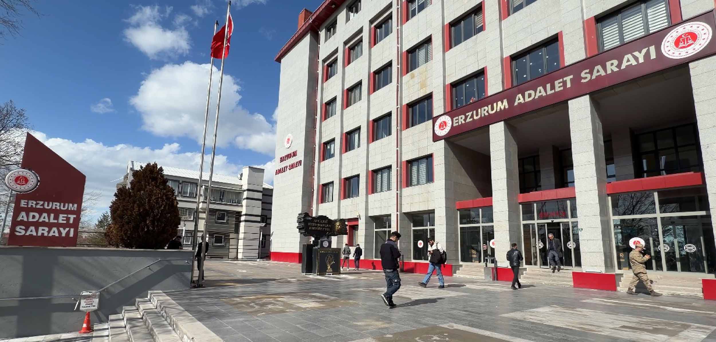 Eski Tunceli Valisi Tuncay Sonel, Erzurum’a Naklediliyor