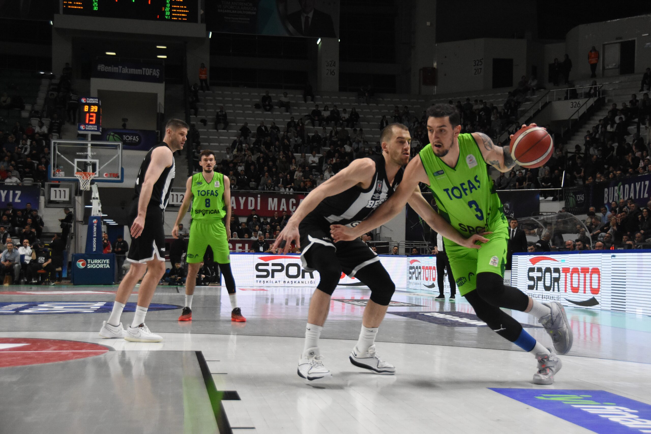 TOFAŞ, Beşiktaş GAİN'e 98-84 Mağlup Oldu