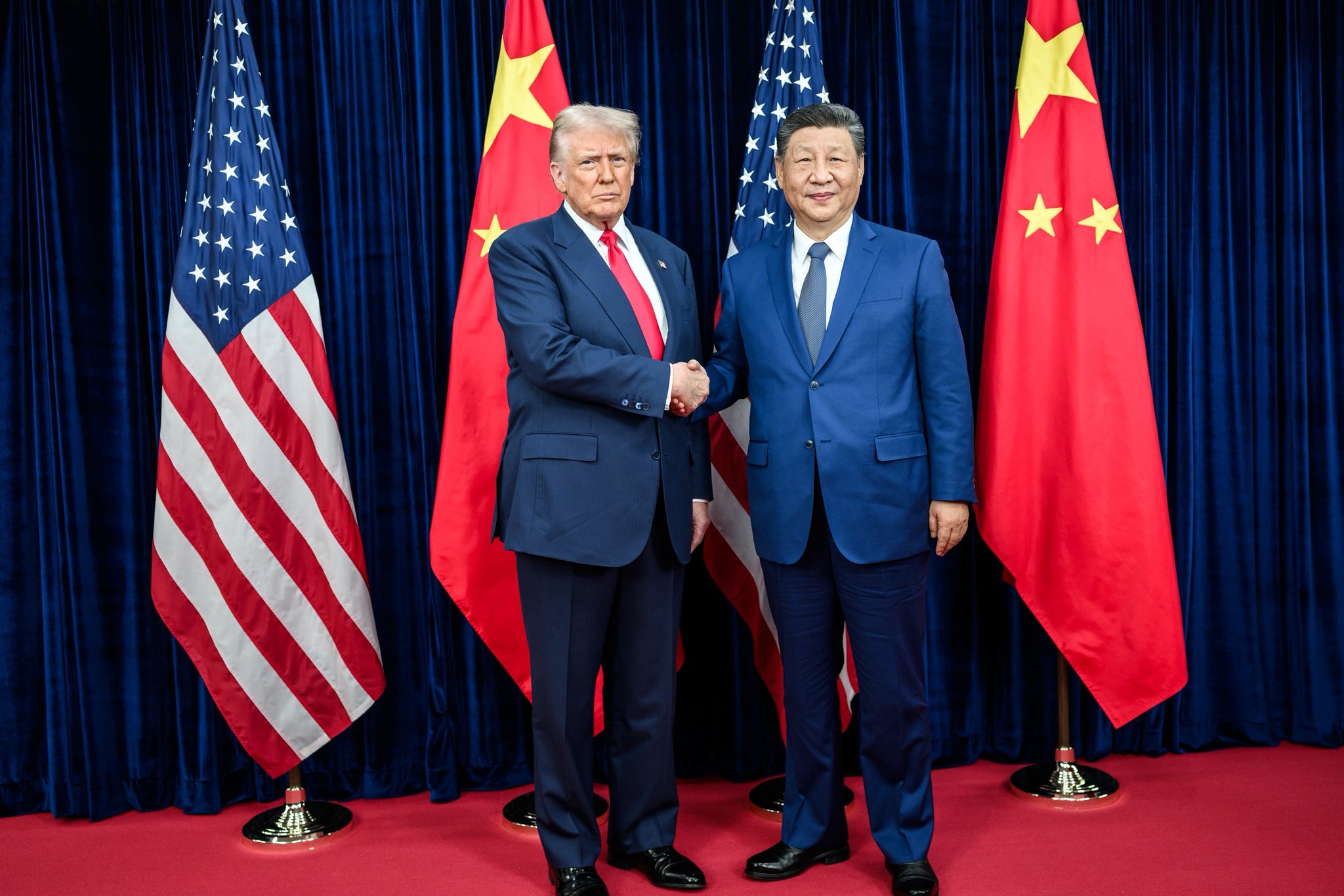 Trump'tan Çin'e Önemli Mesaj: Şi, Hürmüz Boğazı'nın Açılmasından Memnun