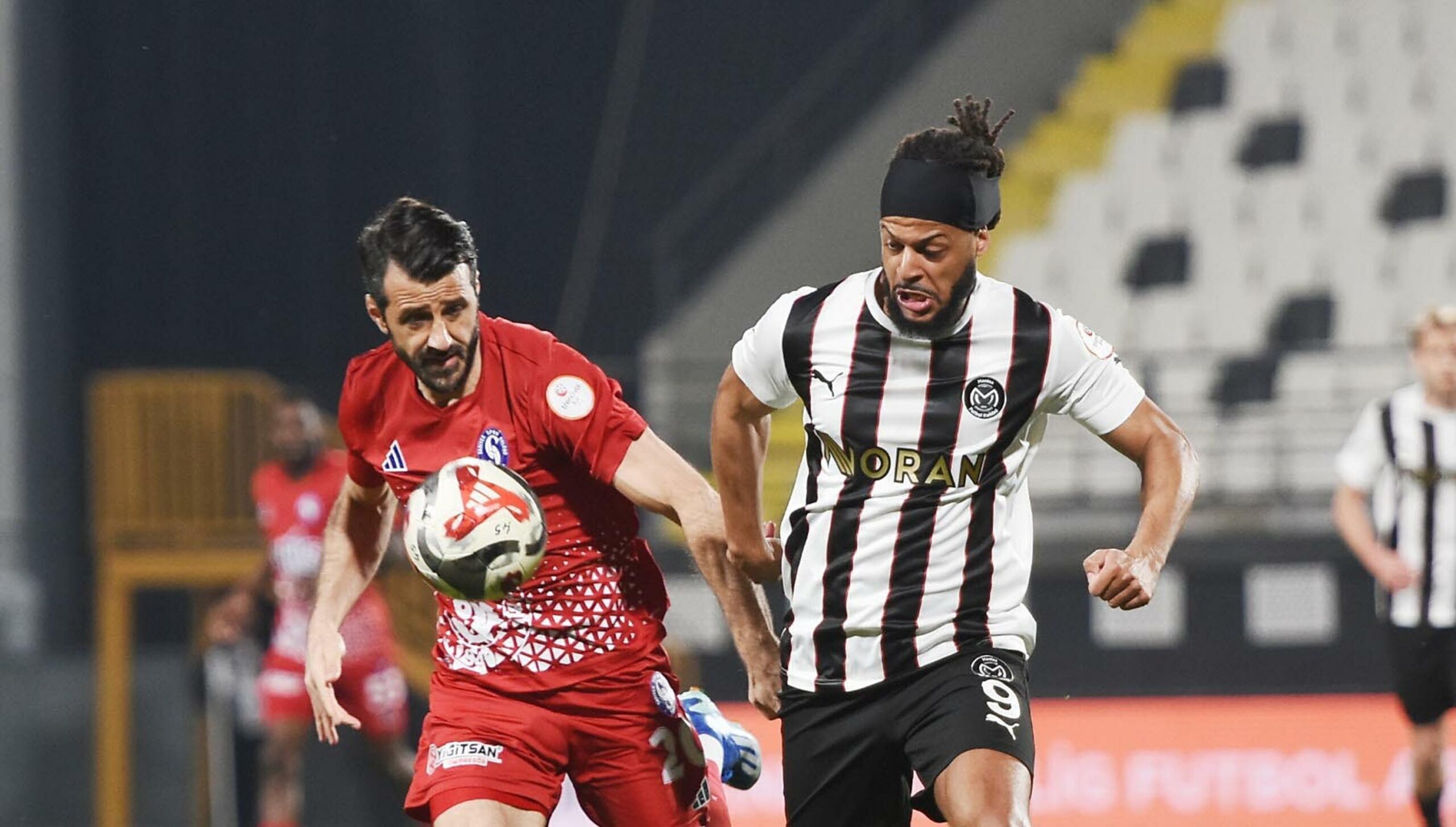 Manisa FK, Play-Off Hedefiyle Serikspor'u Ağırlıyor