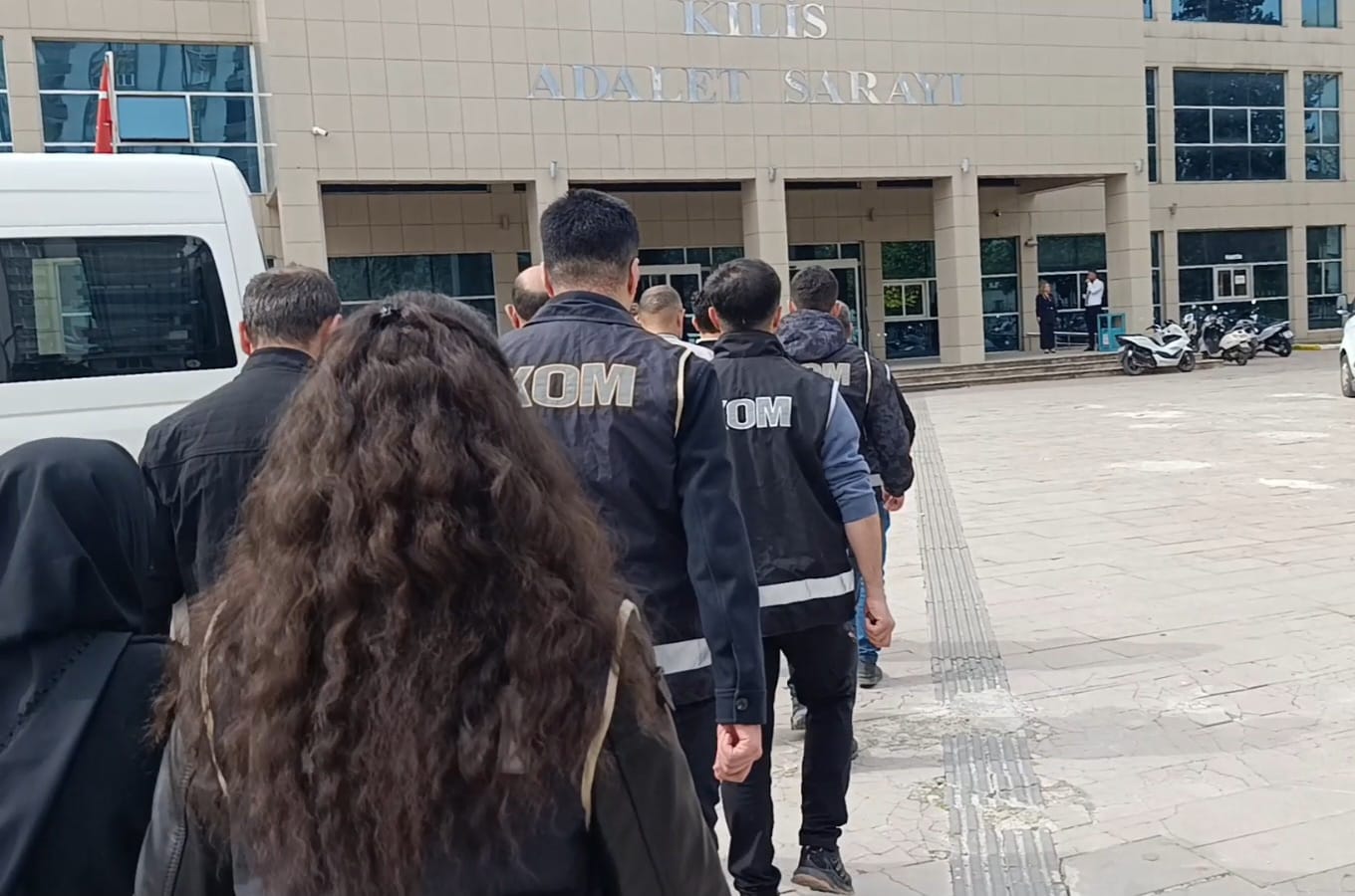 Kilis'te 2 Kilo 729 Gram Kaçak Altın Yakalandı, 4 Kişi Tutuklandı