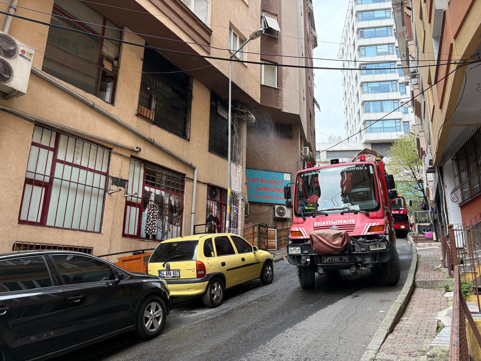 Şişli'de Bacada Yangın: Panik Anları Yaşandı