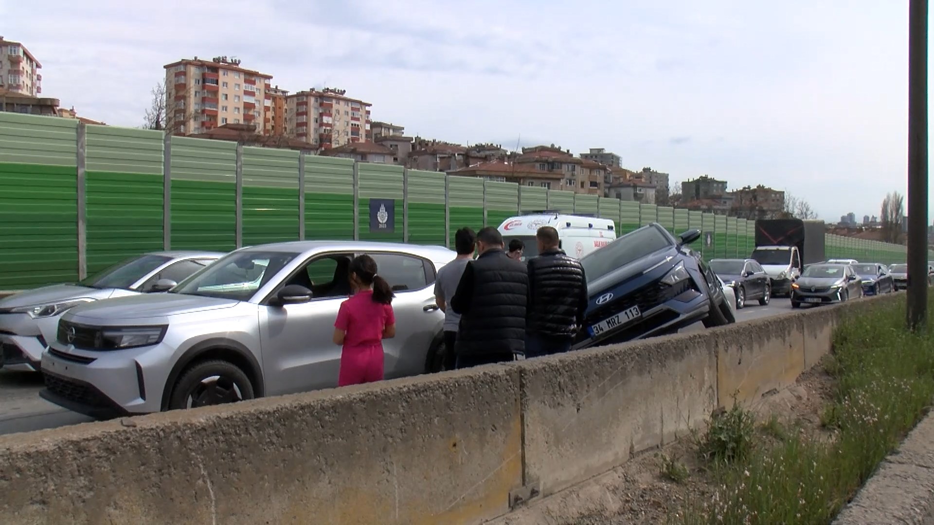 Kartal’da Zincirleme Kaza: 6 Araç Birbiriyle Çarpıştı