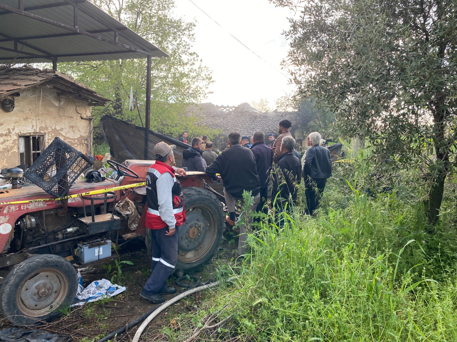 Manisa'da Bağ Evinde Çıkan Yangın: 1 Ölü
