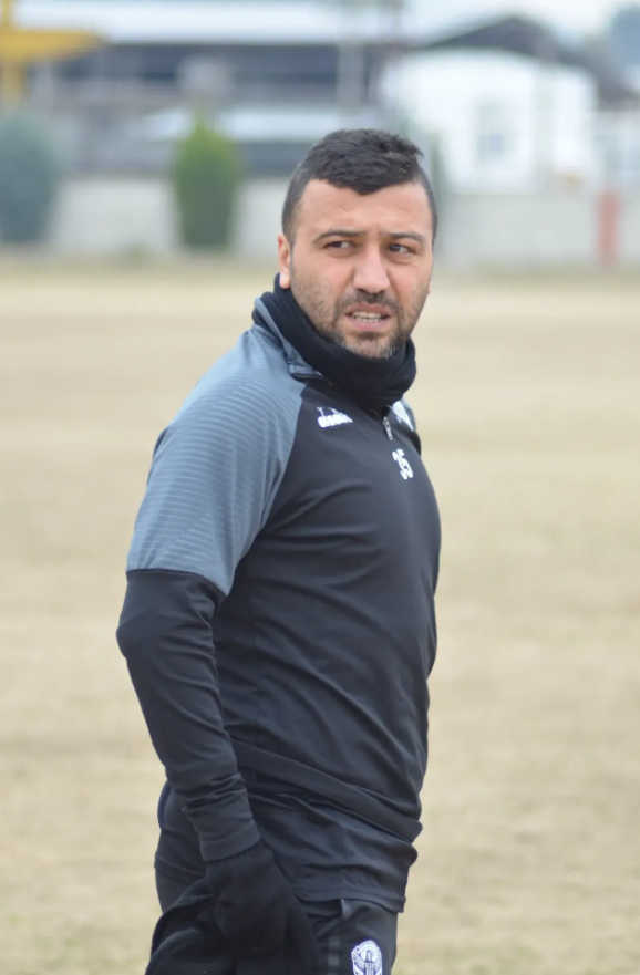 Anıl Taşdemir Futbola Veda Etti