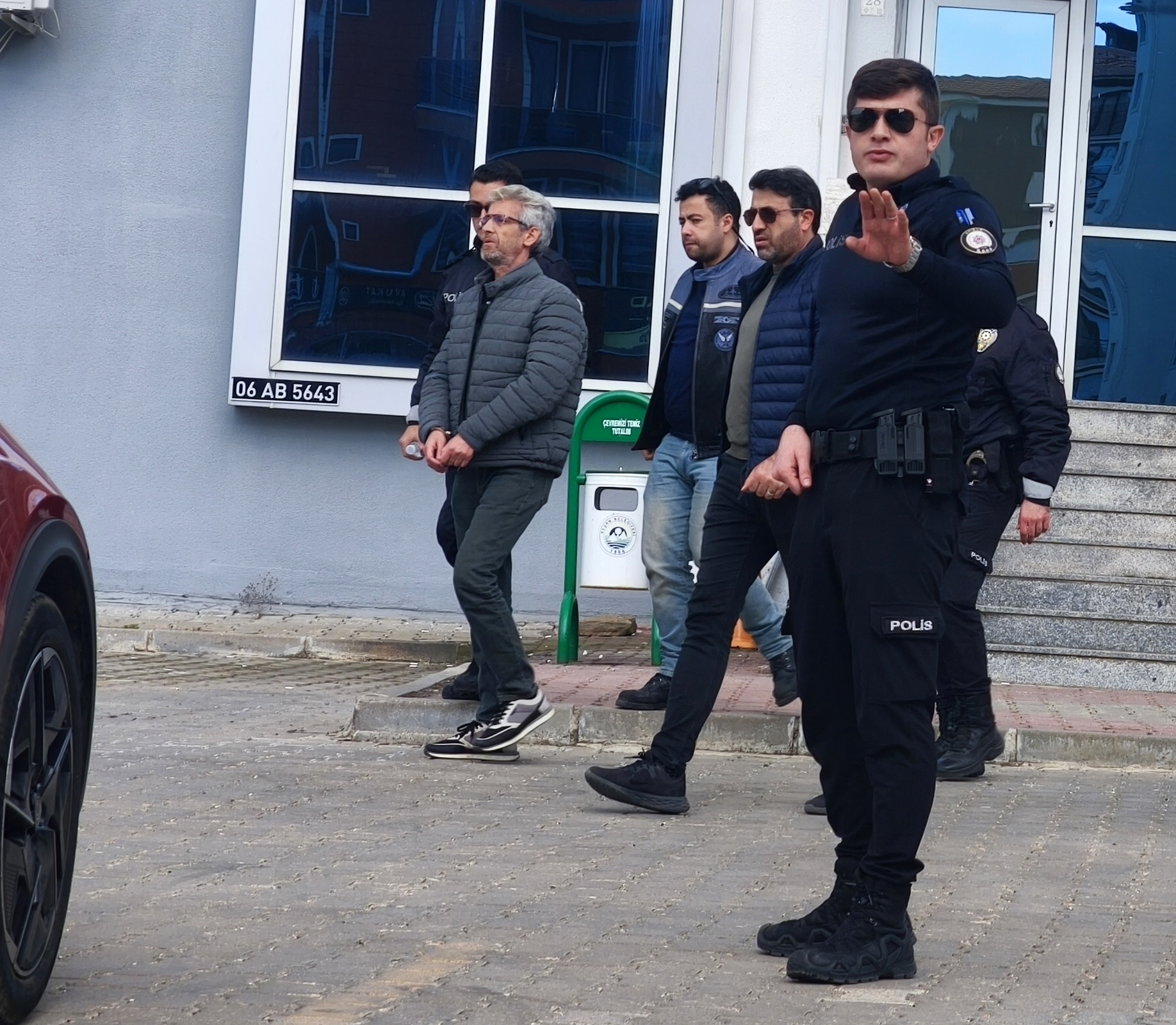 Kardeşinin Katilini Sokak Ortasında Vurarak Öldüren Zanlı Tutuklandı