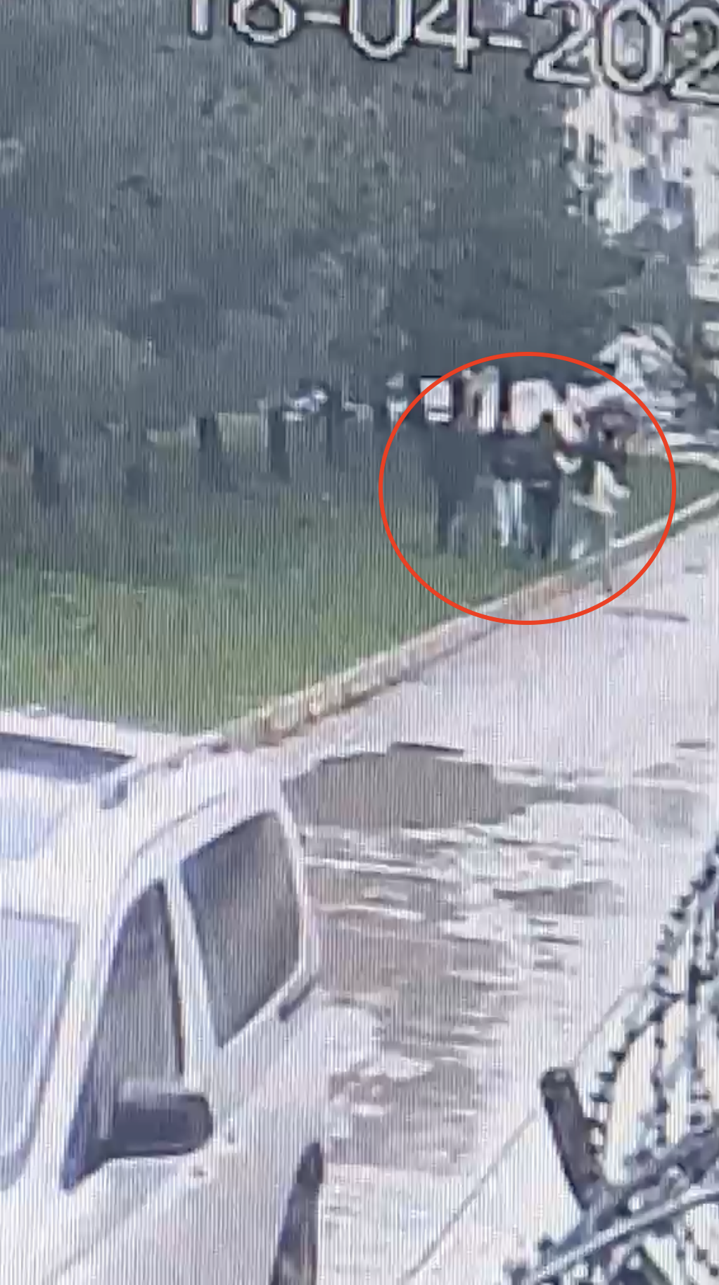 Diyarbakır'da Suyun Tetiği: Sürücünün Saldırısı Güvenlik Kamerasında