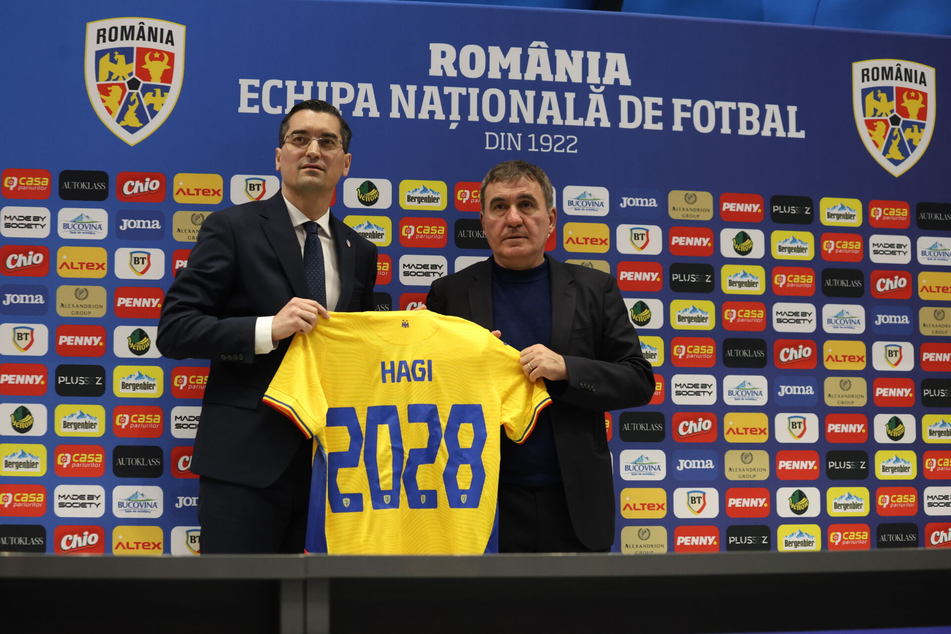 Gheorge Hagi ile Romanya Milli Takımı'nın Yeni Dönemi Başladı