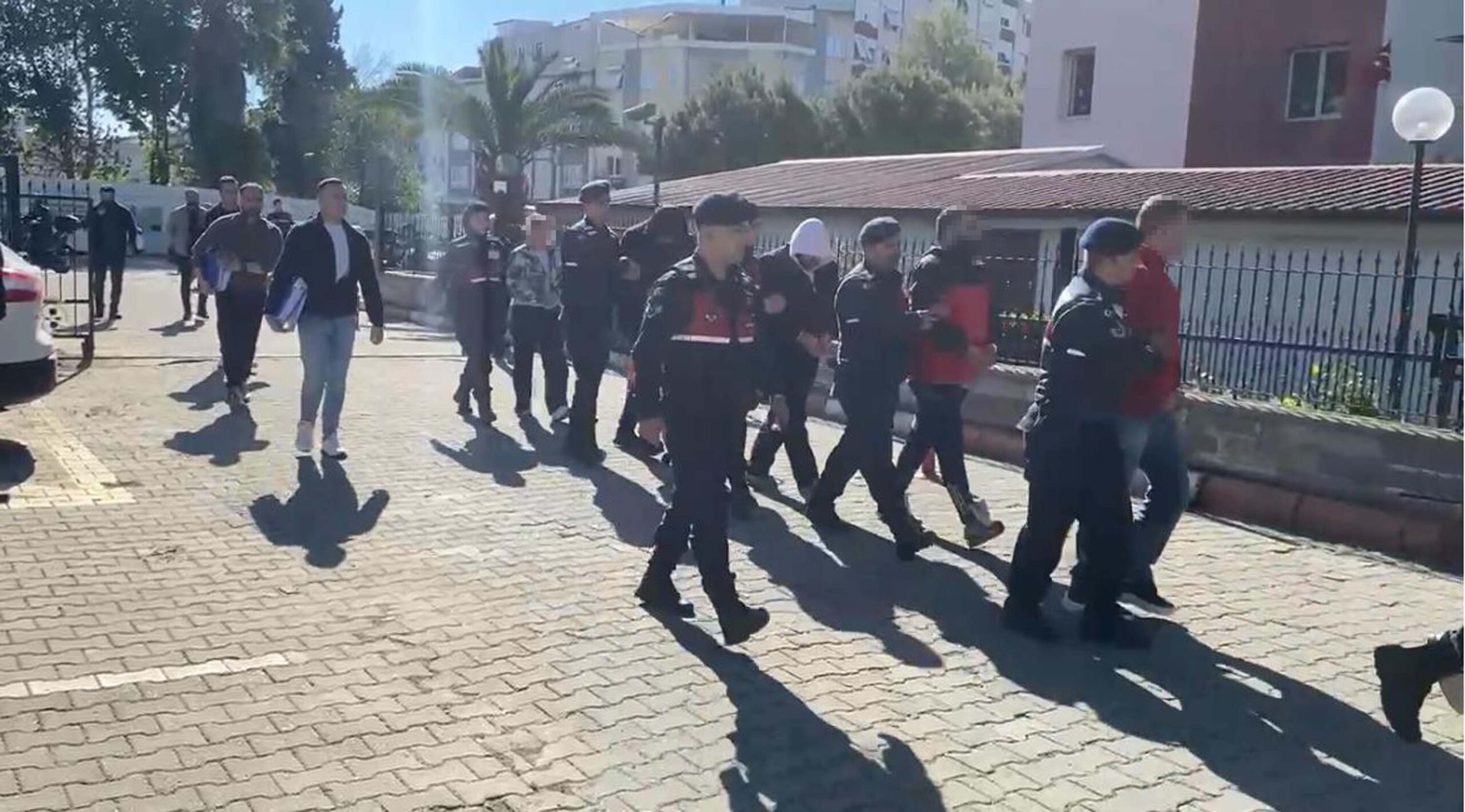 Aydın'da Yasa Dışı Bahis Operasyonu: 226 Milyon TL'lik Hacimle 9 Şüpheli Adli İşleme Alındı