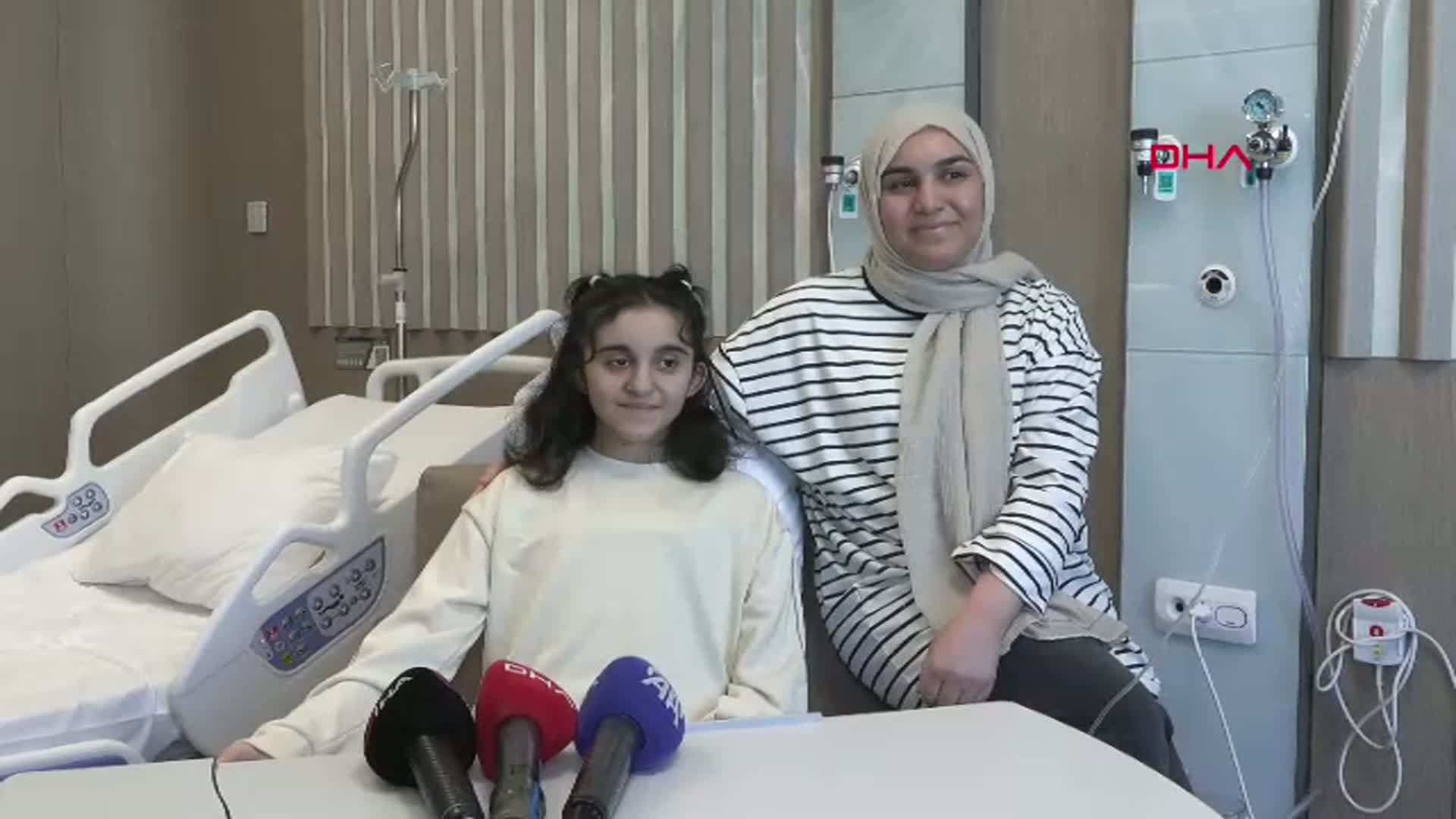 İzmir'de Hayat Kurtaran Ambulans Uçak Operasyonu